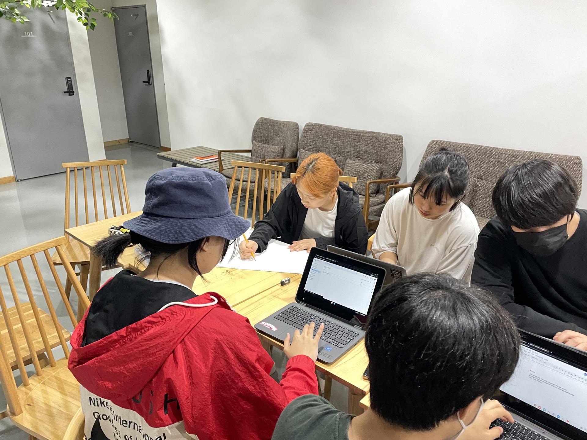 079d34510eaf6.jpg
