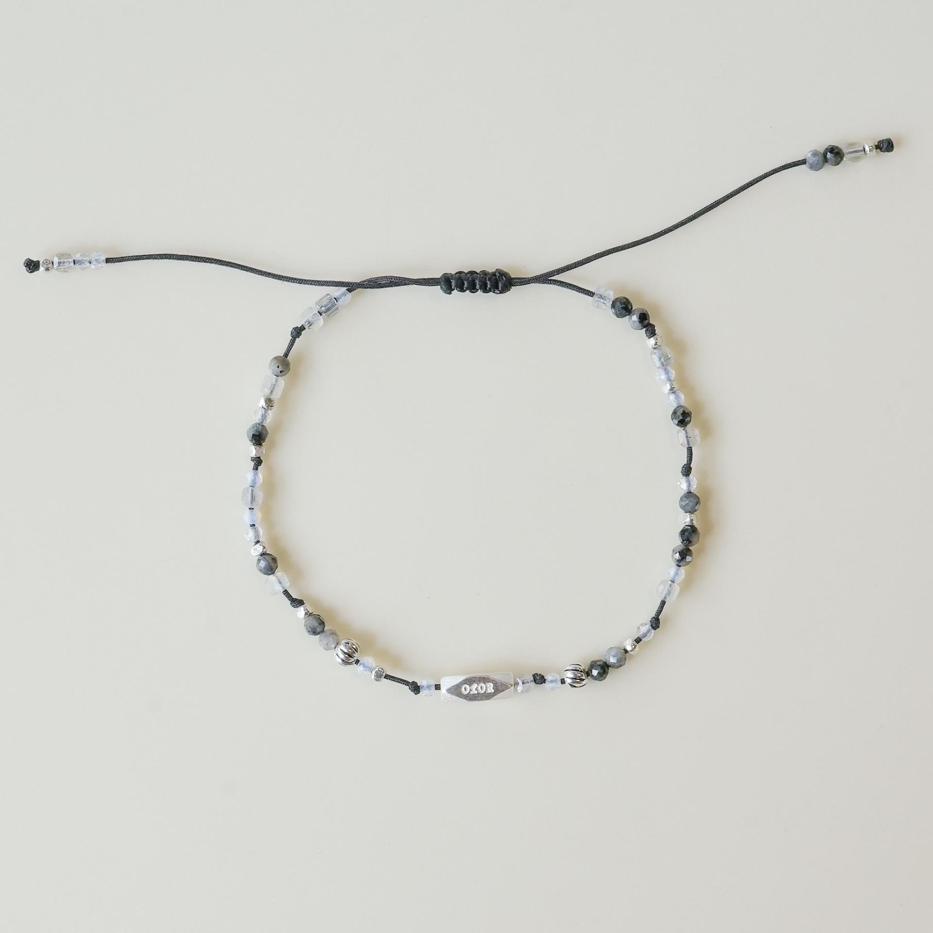 10月) 부드러운 용기, line bracelet
