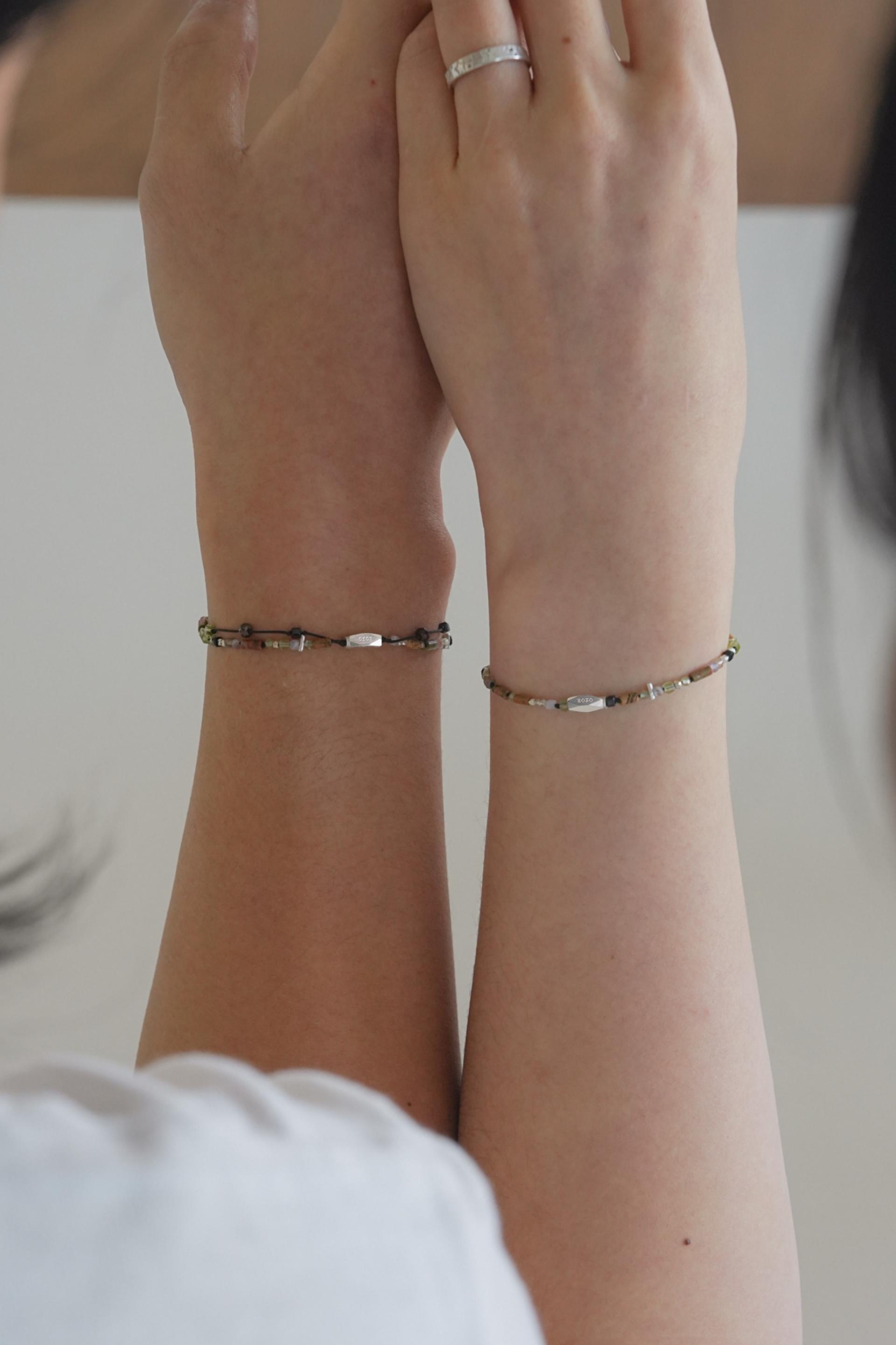 8月) 널 나무해, couple line bracelets