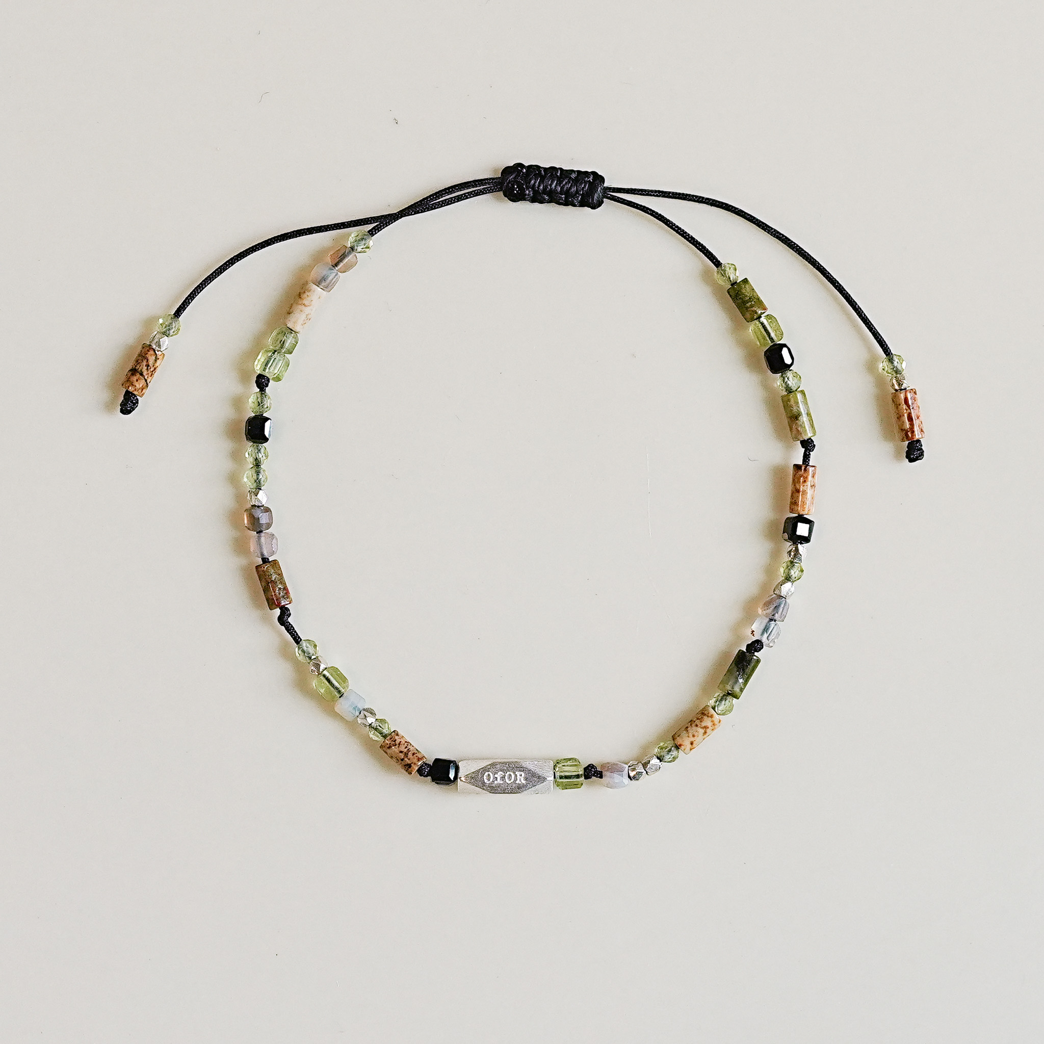8月) 널 나무해, line bracelet