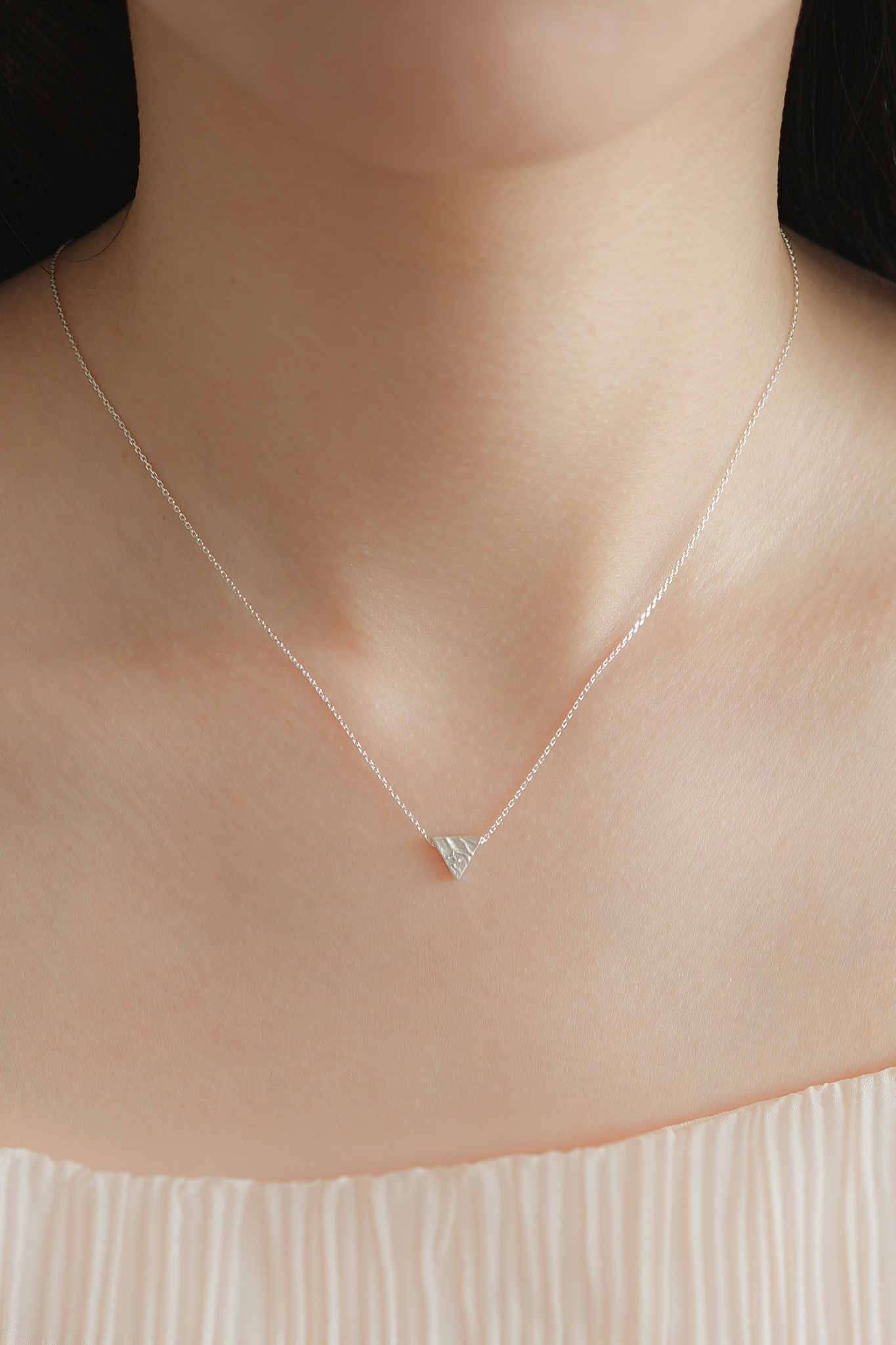 세발자전거, silver necklace