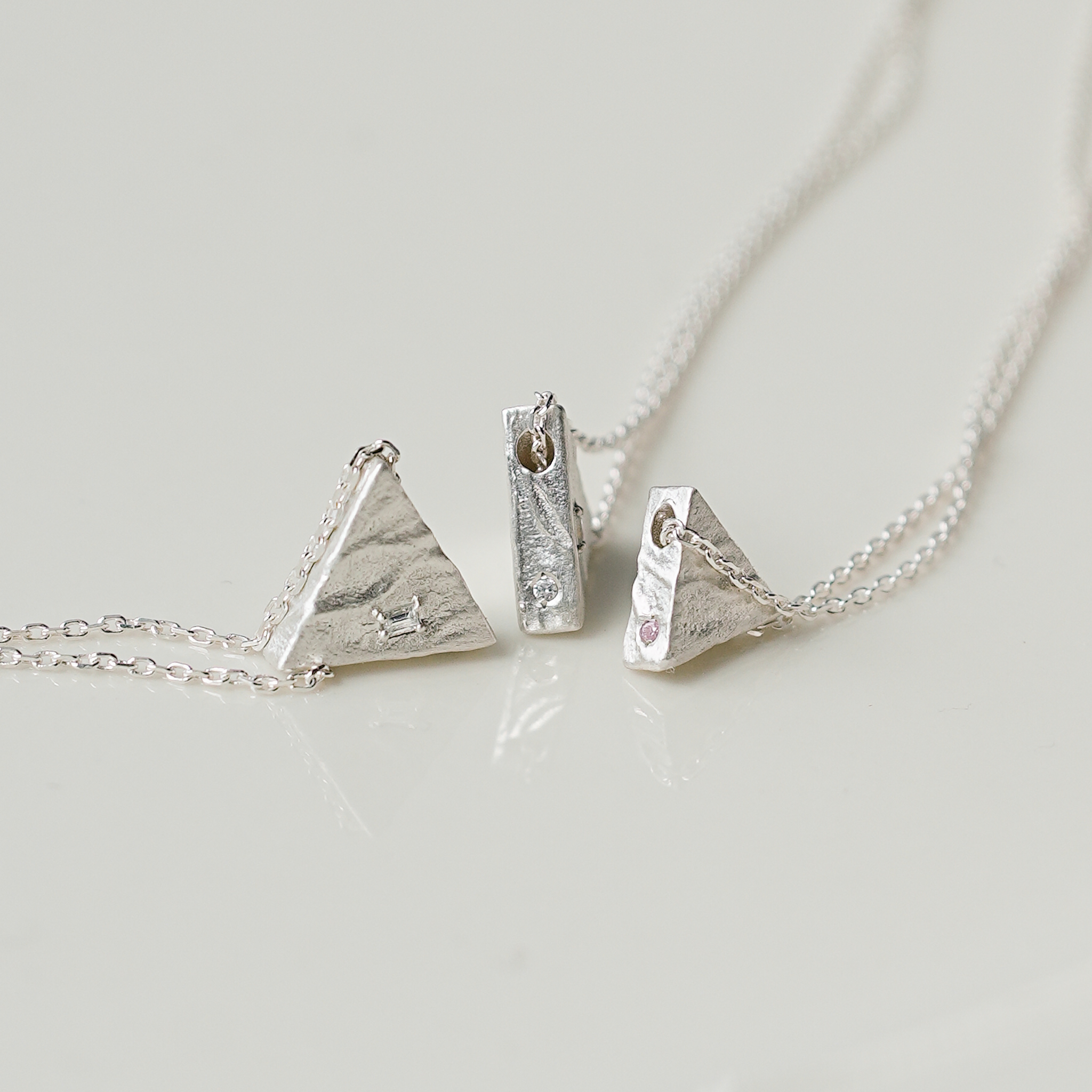 세발자전거, silver necklace