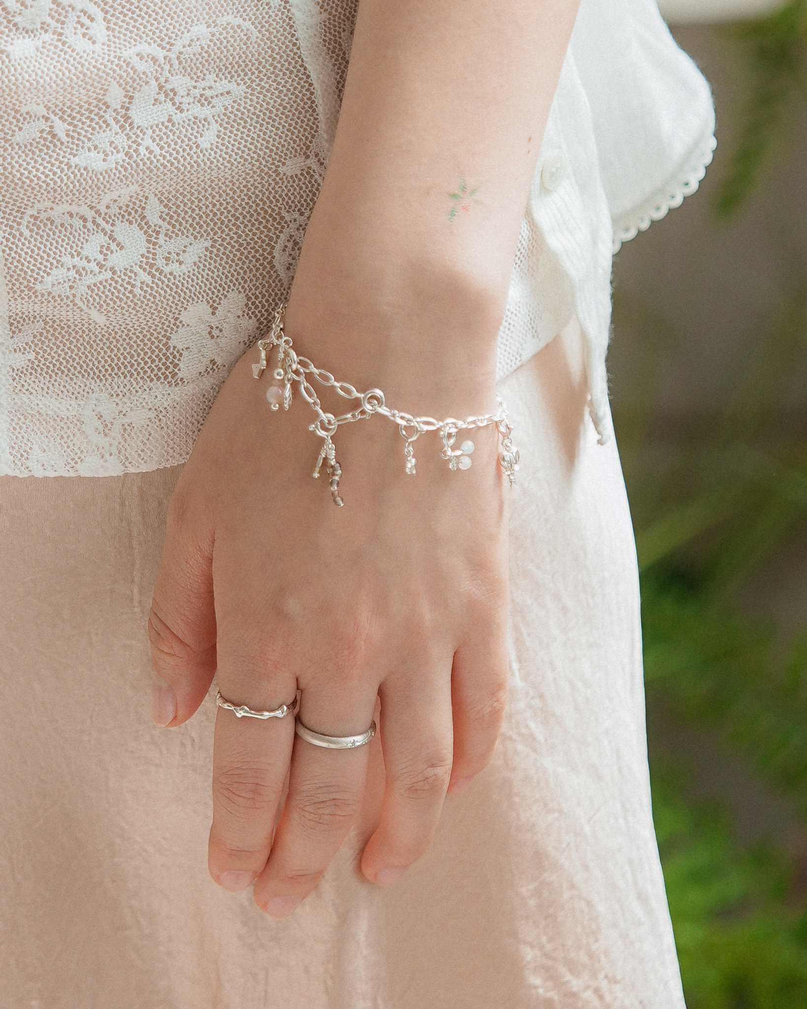 나의 정원, silver bracelet