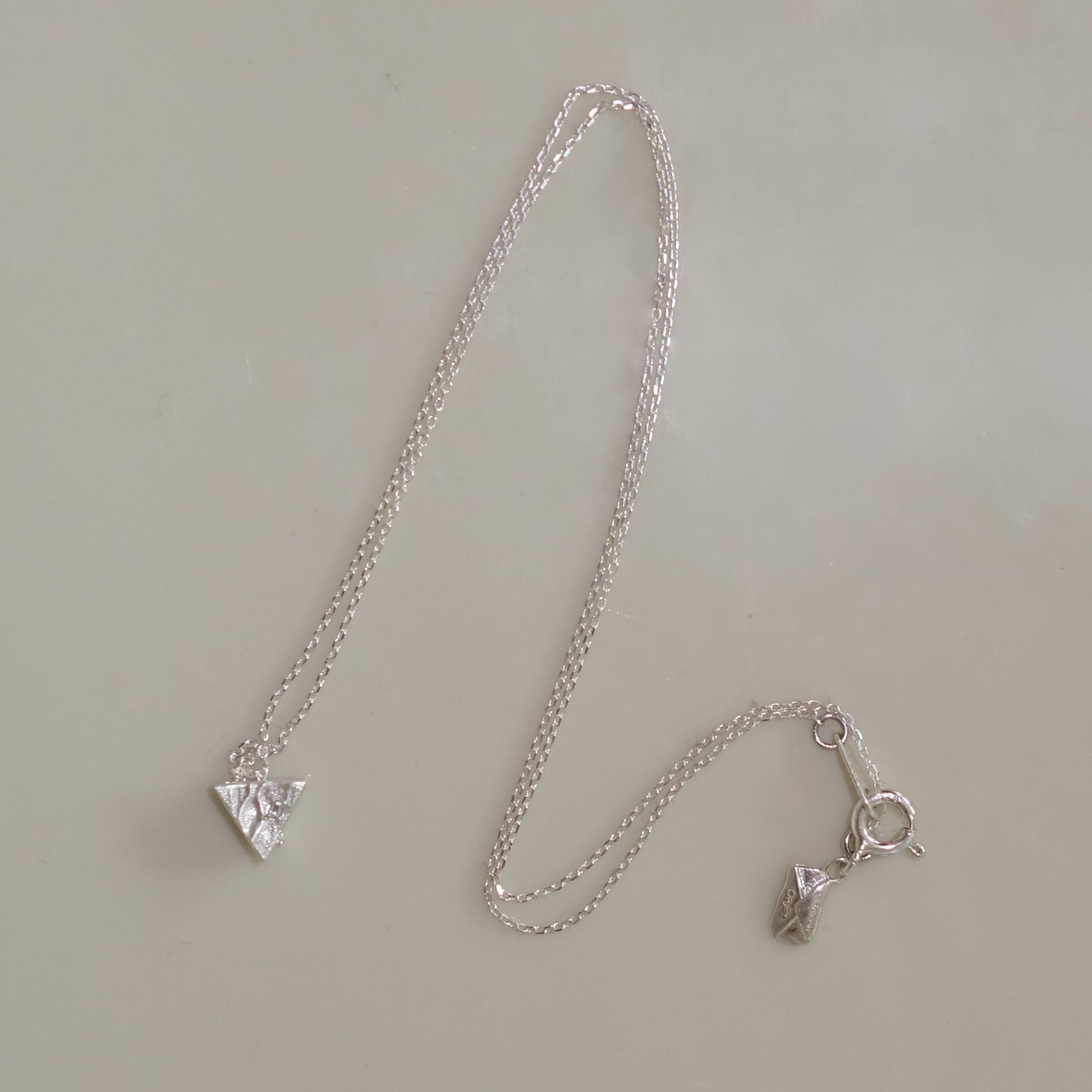 세발자전거, silver necklace