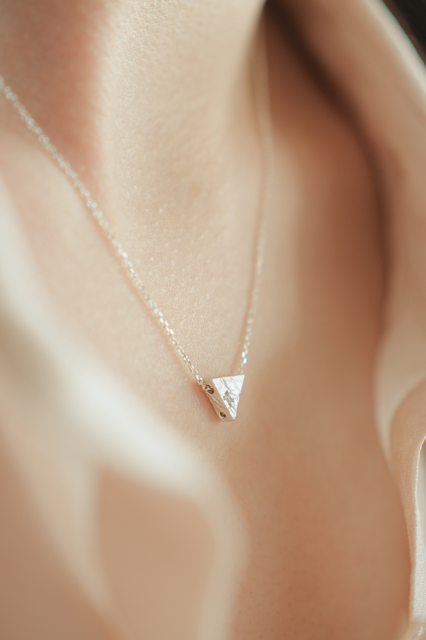 세발자전거, silver necklace