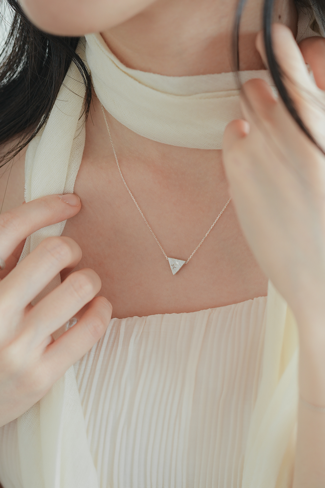 세발자전거, silver necklace