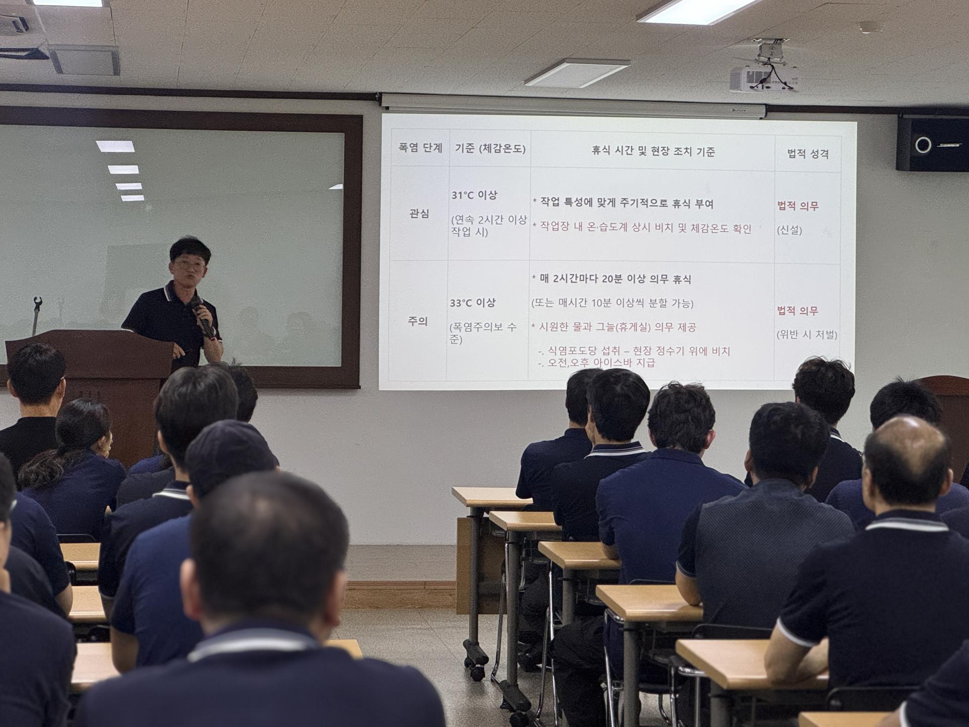 dcd625054bb28.jpg