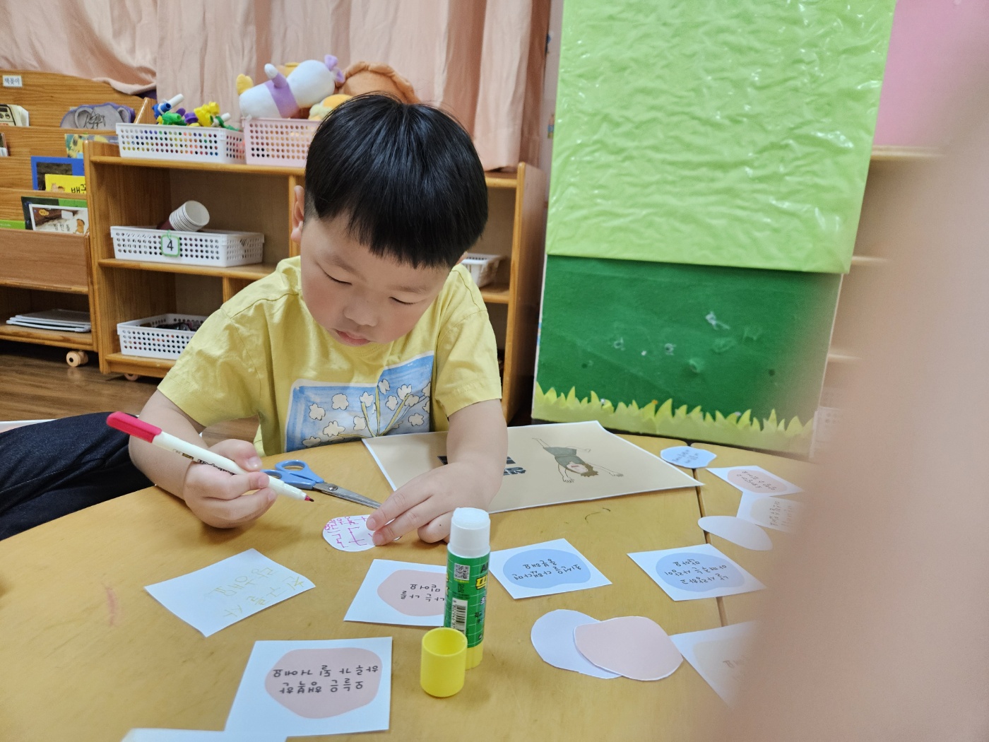 5d64b7fd52d70.jpg
