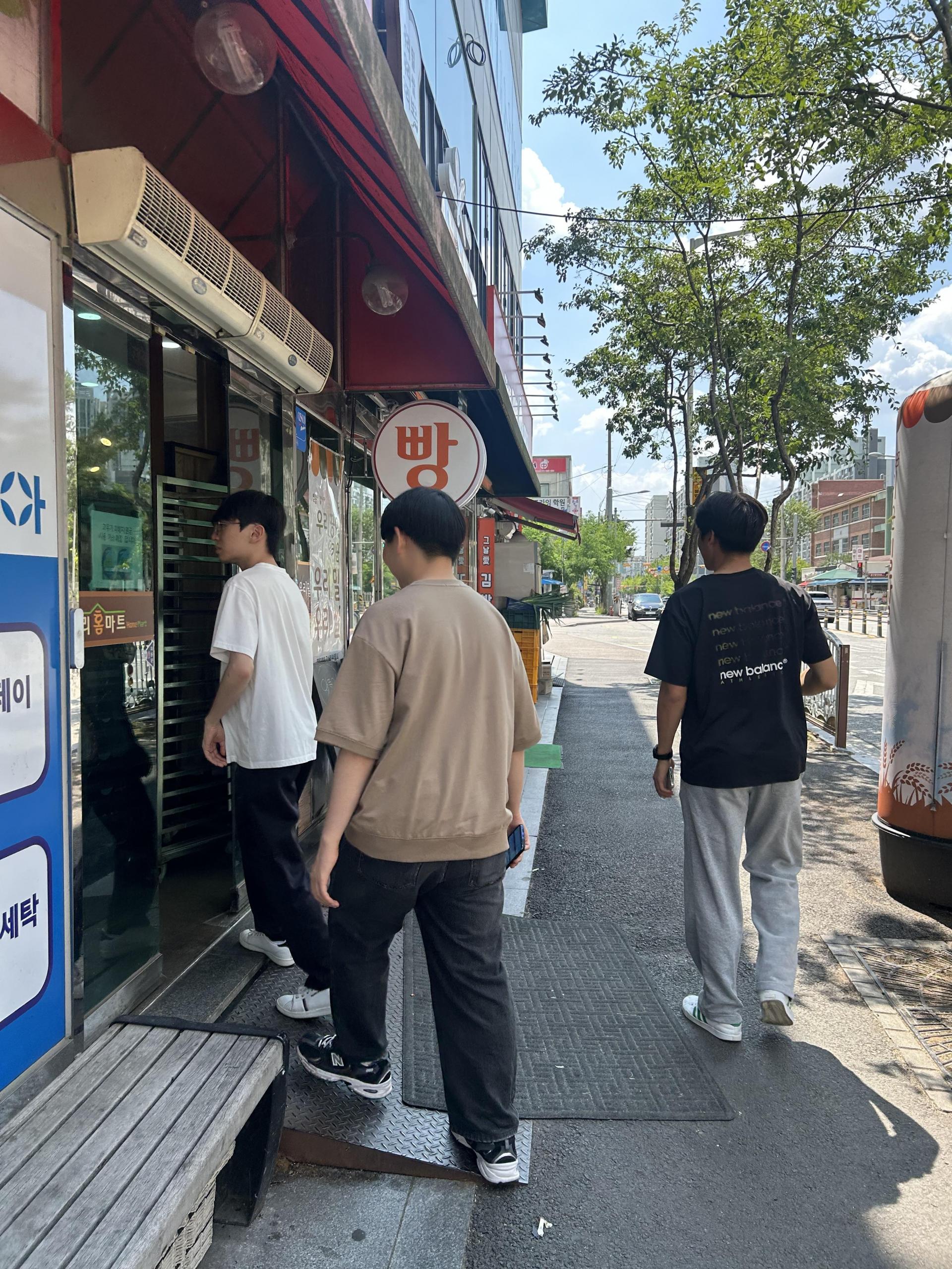 4fddc611dd4e7.jpg