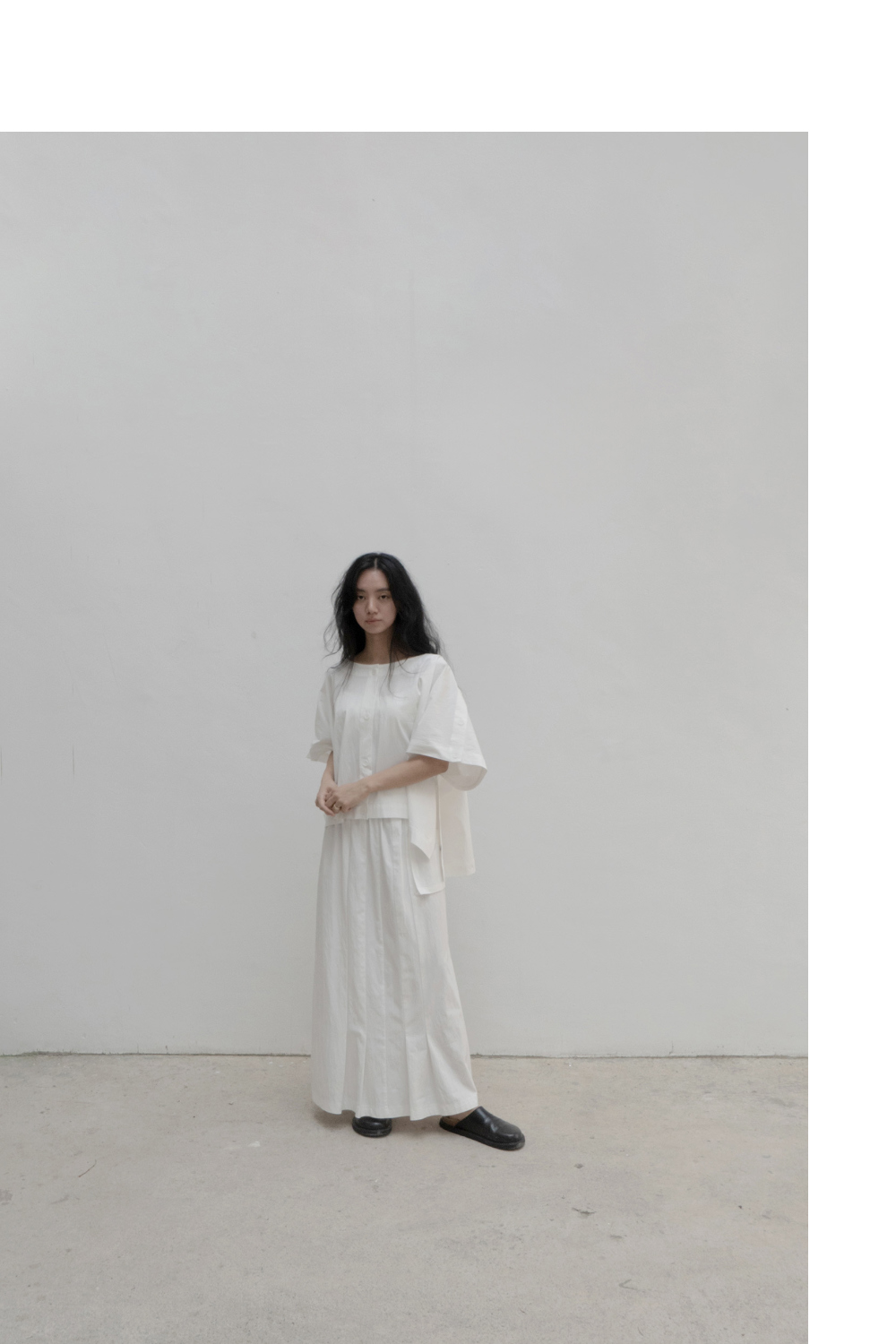 드레스 모델 착용 이미지-S5L2