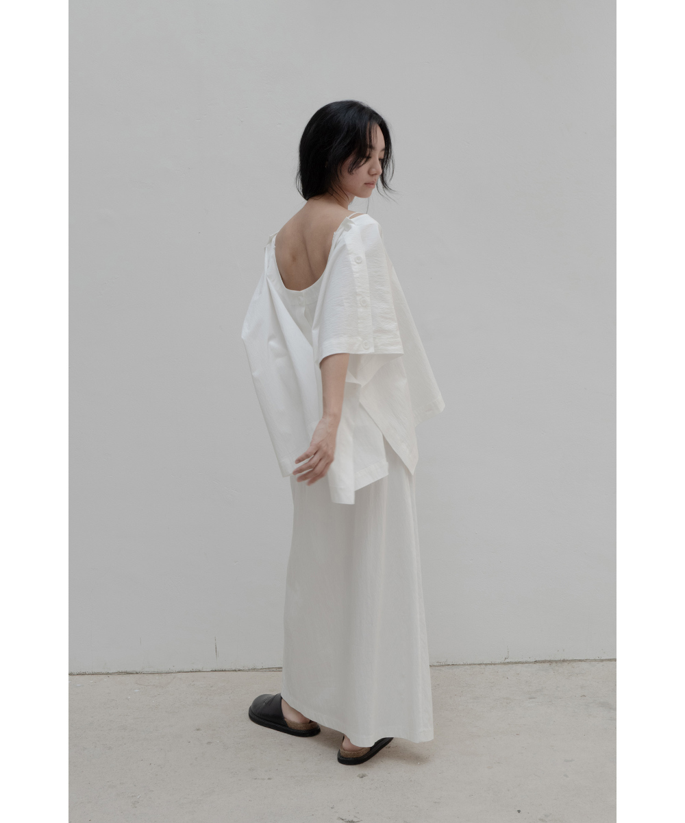 드레스 모델 착용 이미지-S2L10