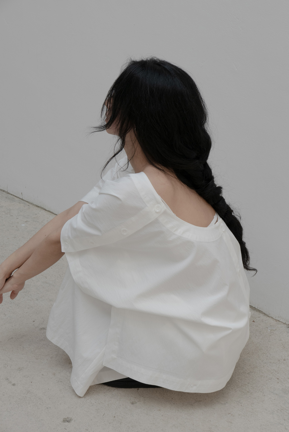 드레스 모델 착용 이미지-S5L6