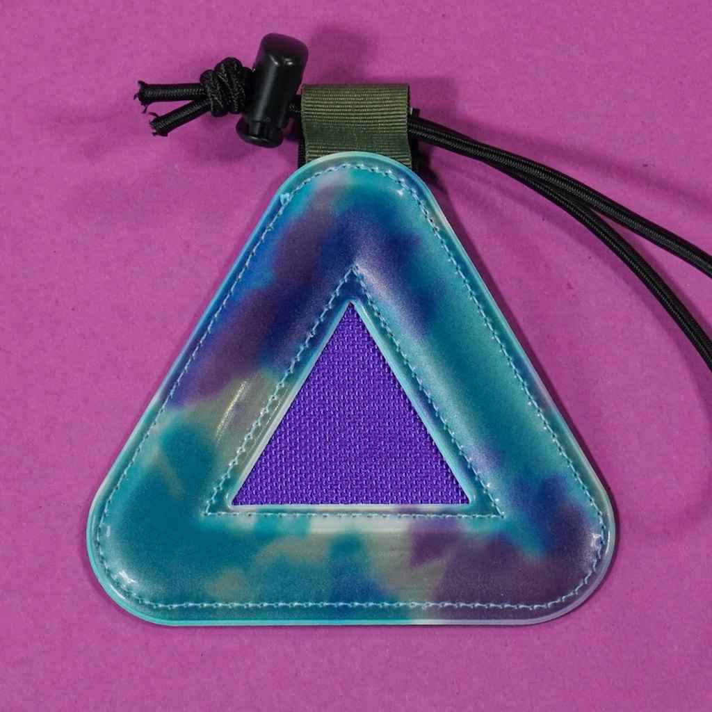 BLUE LUG TRIANGLE REFLECTOR - SHERBET (RESTOCK)