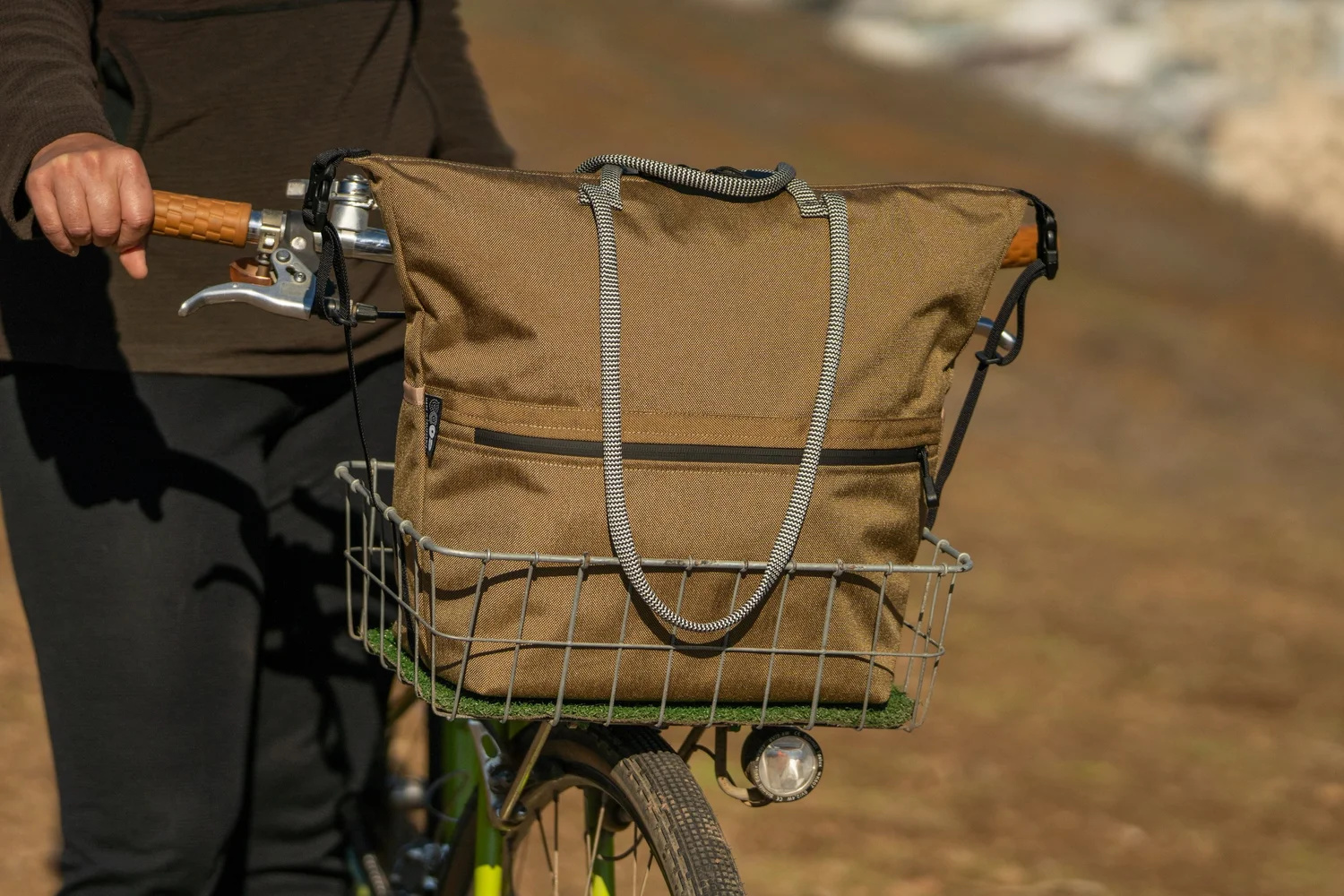 EVERYDAY TOTE - BLACK (NEW ITEM)