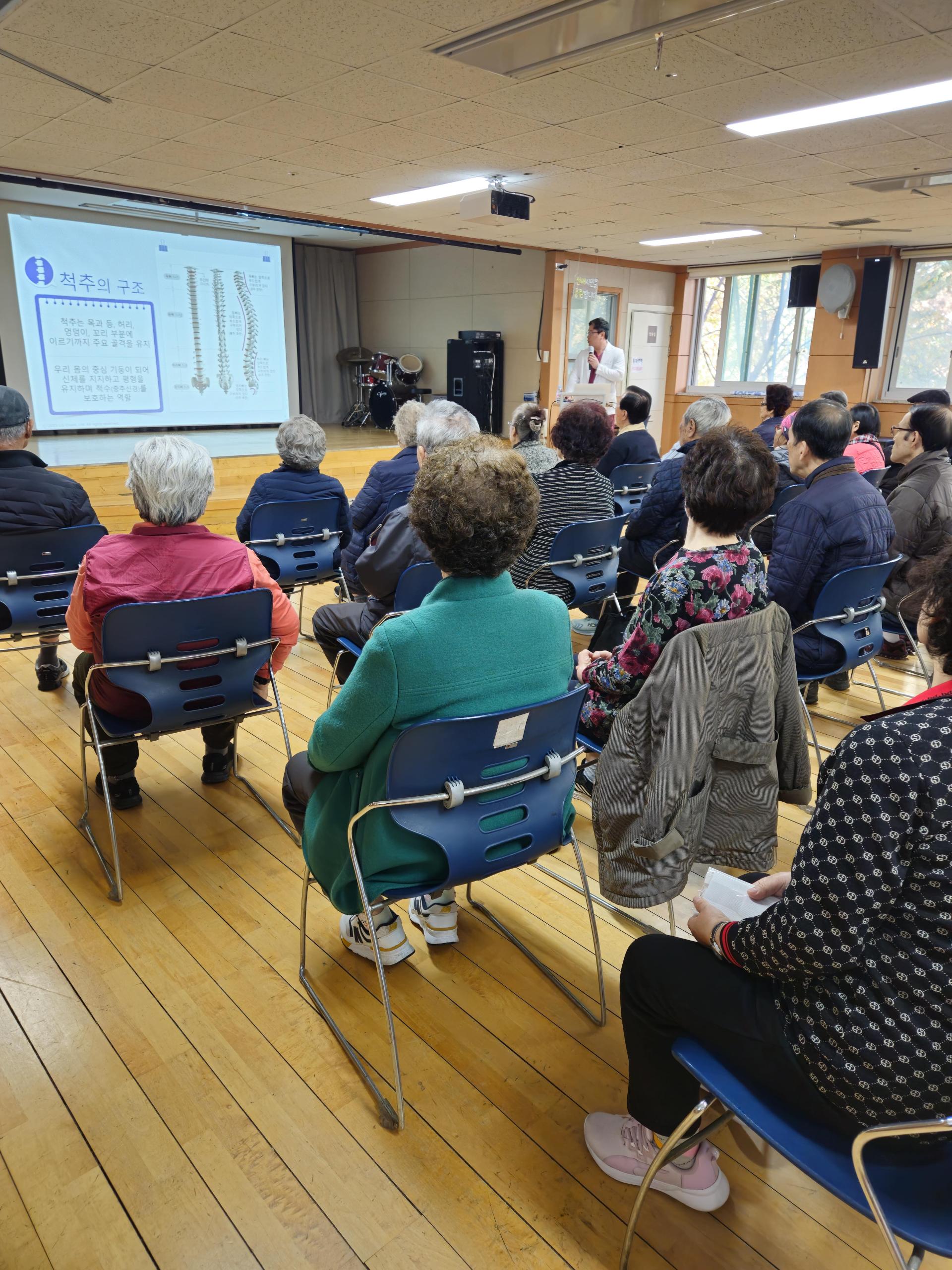 0b93b88703992.jpg