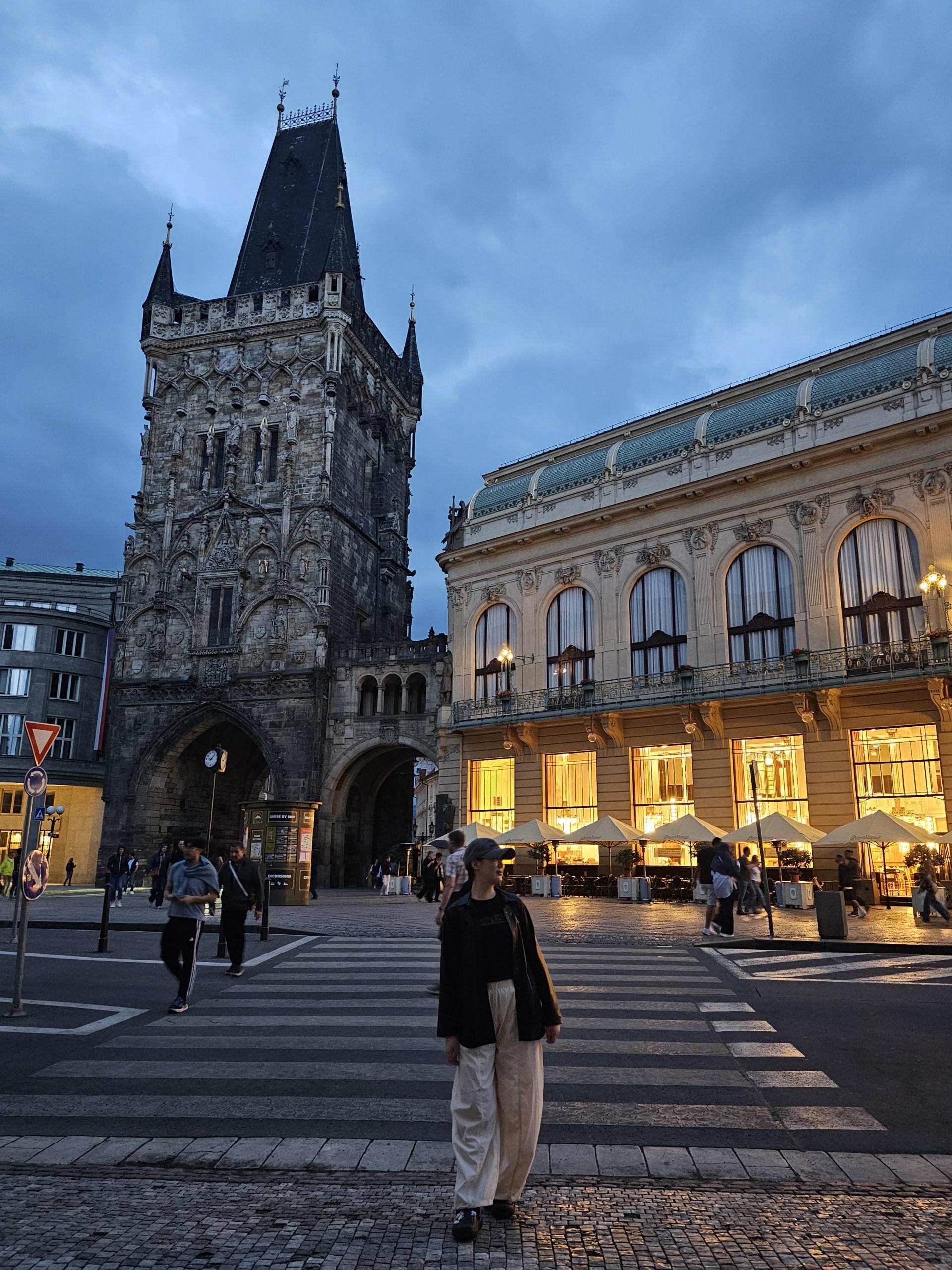 e3d89153a93d2.jpg