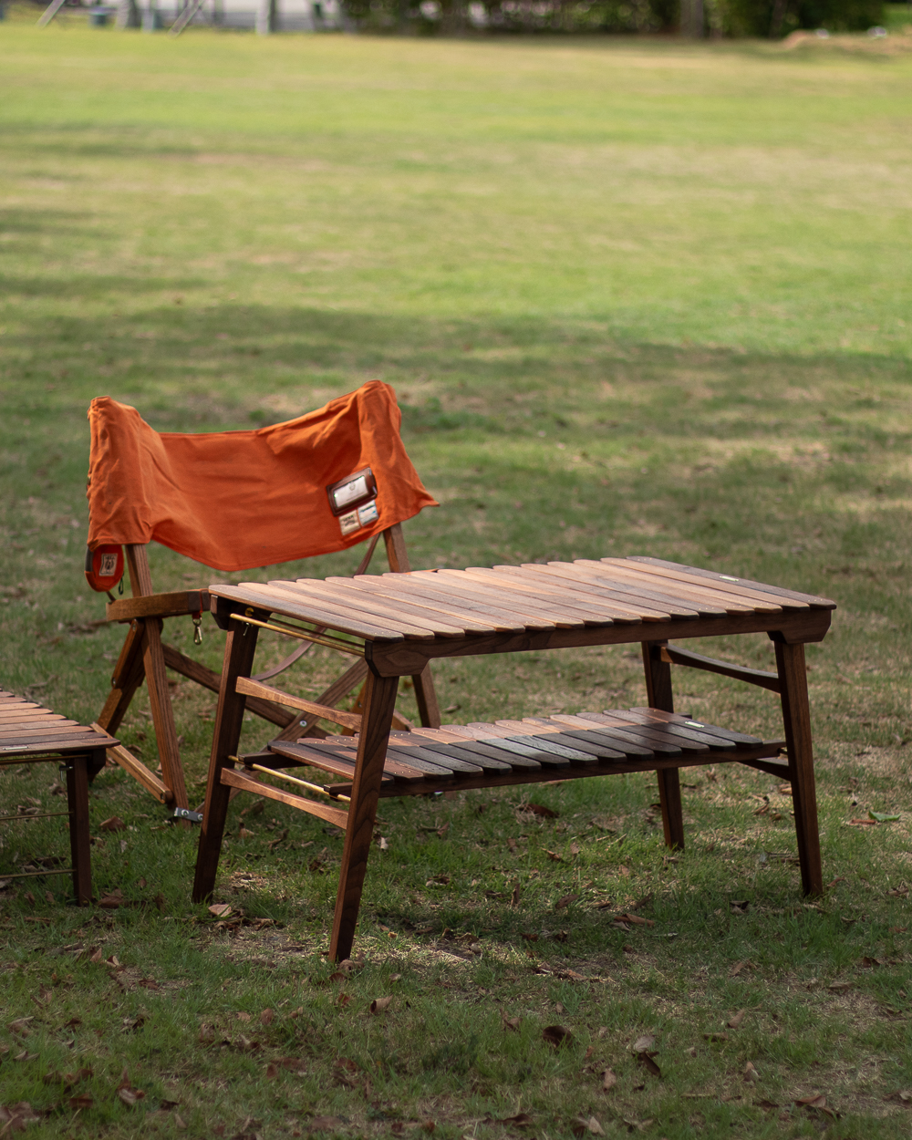 GoMid 500 Table - Walnut