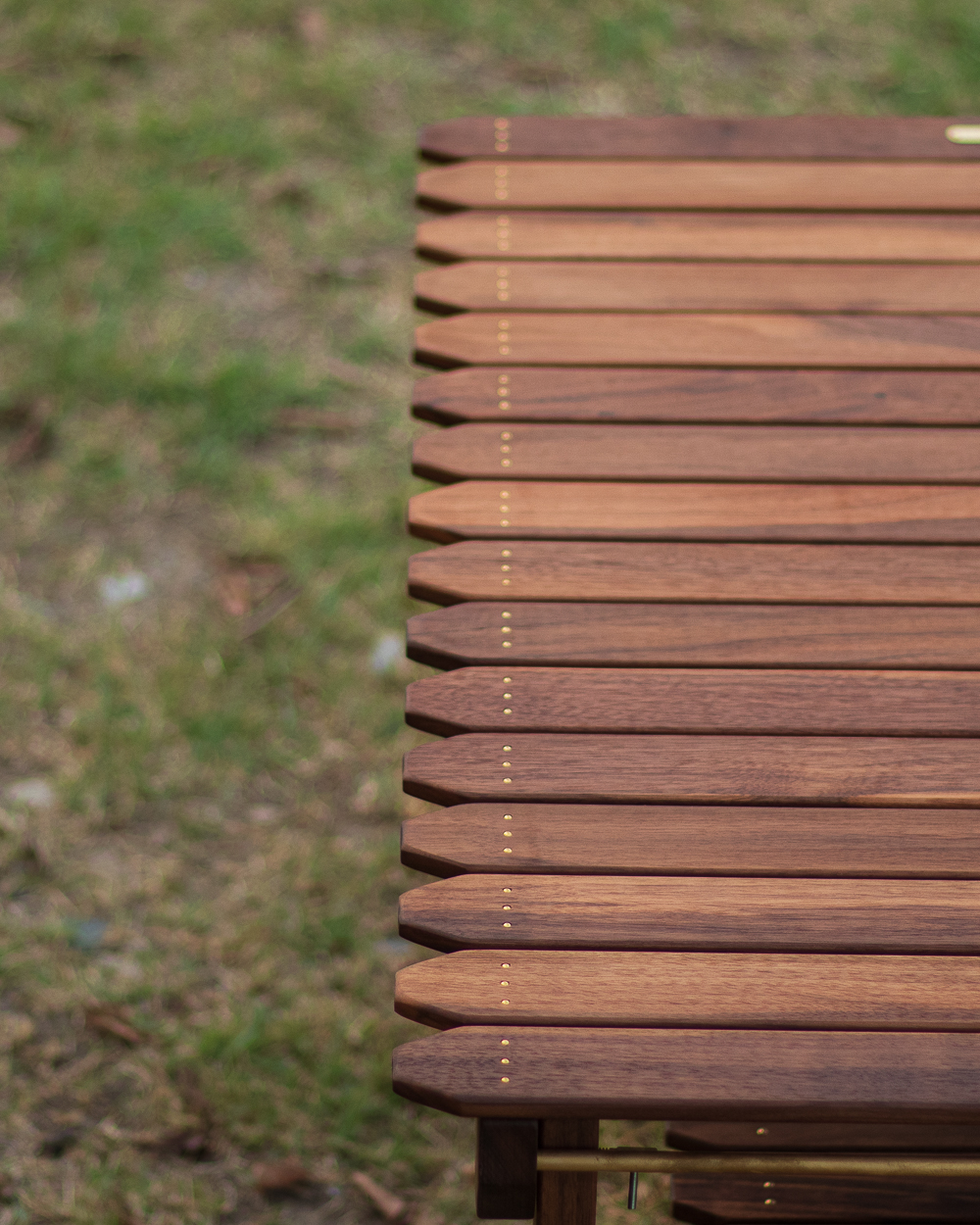 GoMid 500 Table - Walnut