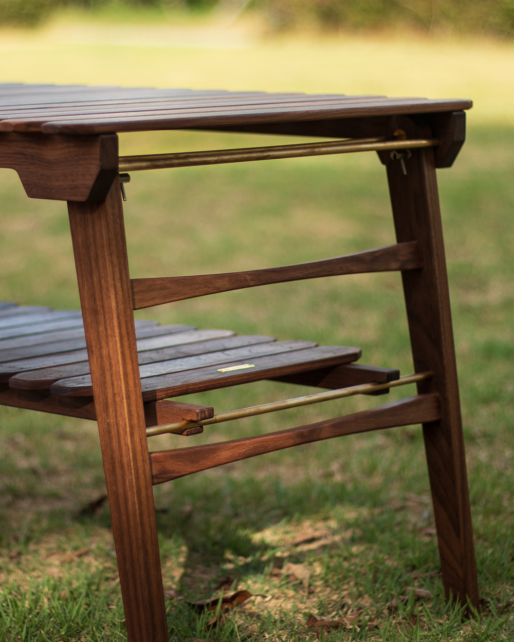 GoMid 500 Table - Walnut