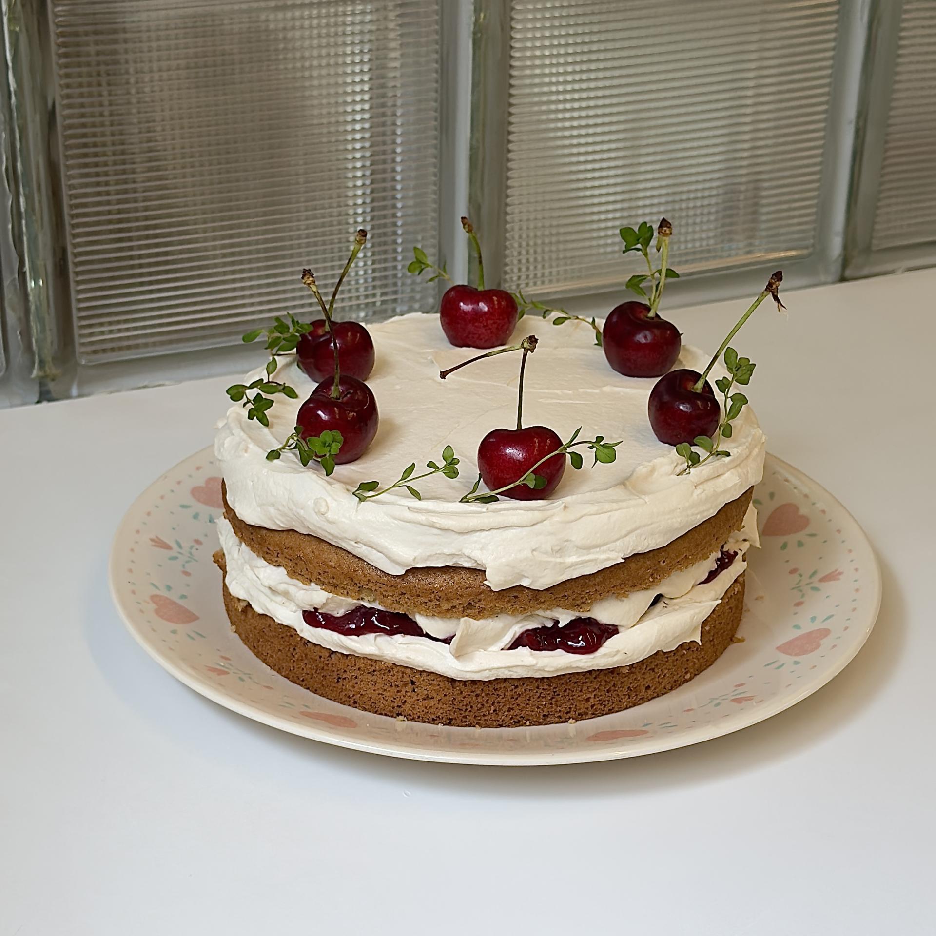 계절과일 샹티 케이크: 체리 / Seasonal Fruit Chantilly Cake: Cherry
