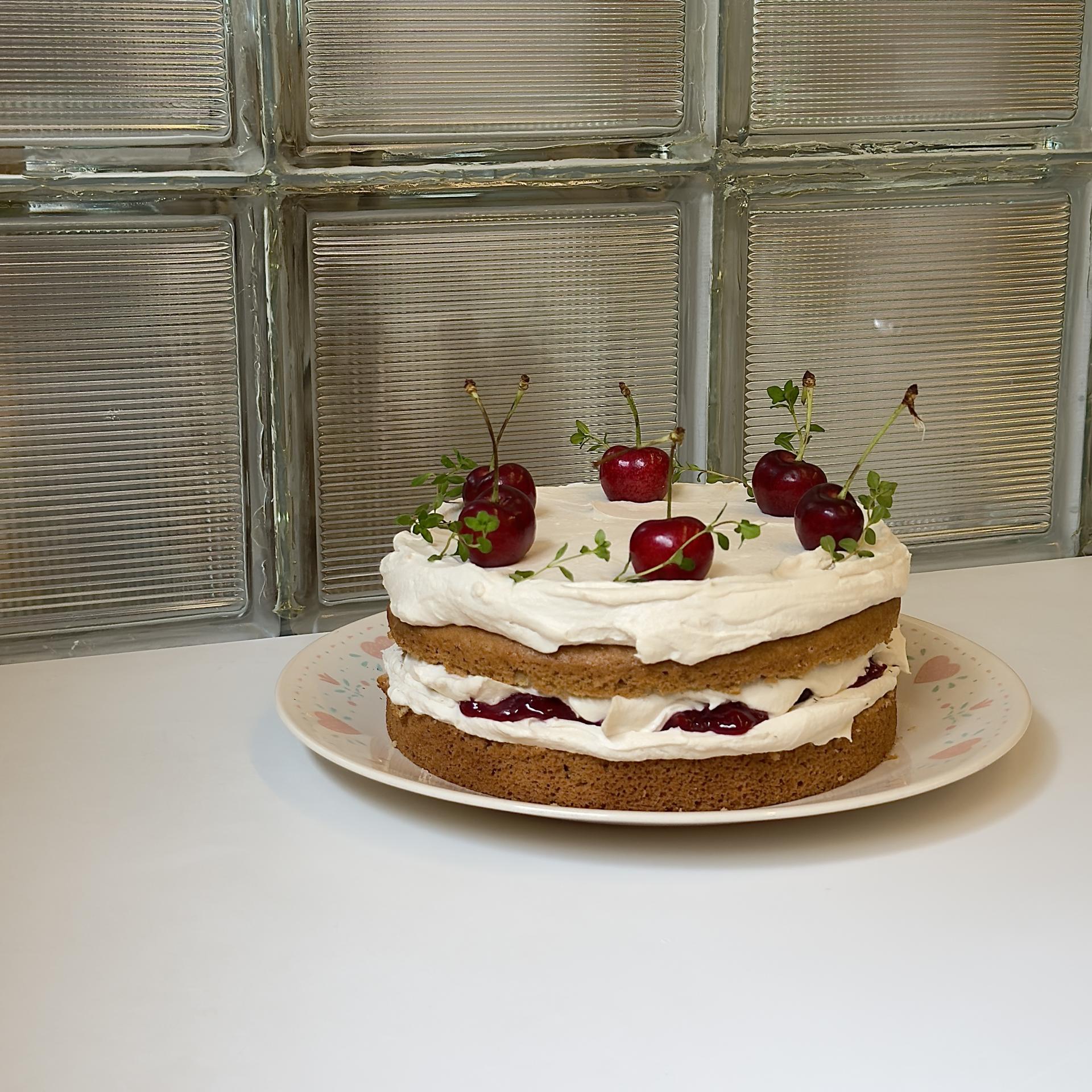 계절과일 샹티 케이크: 체리 / Seasonal Fruit Chantilly Cake: Cherry