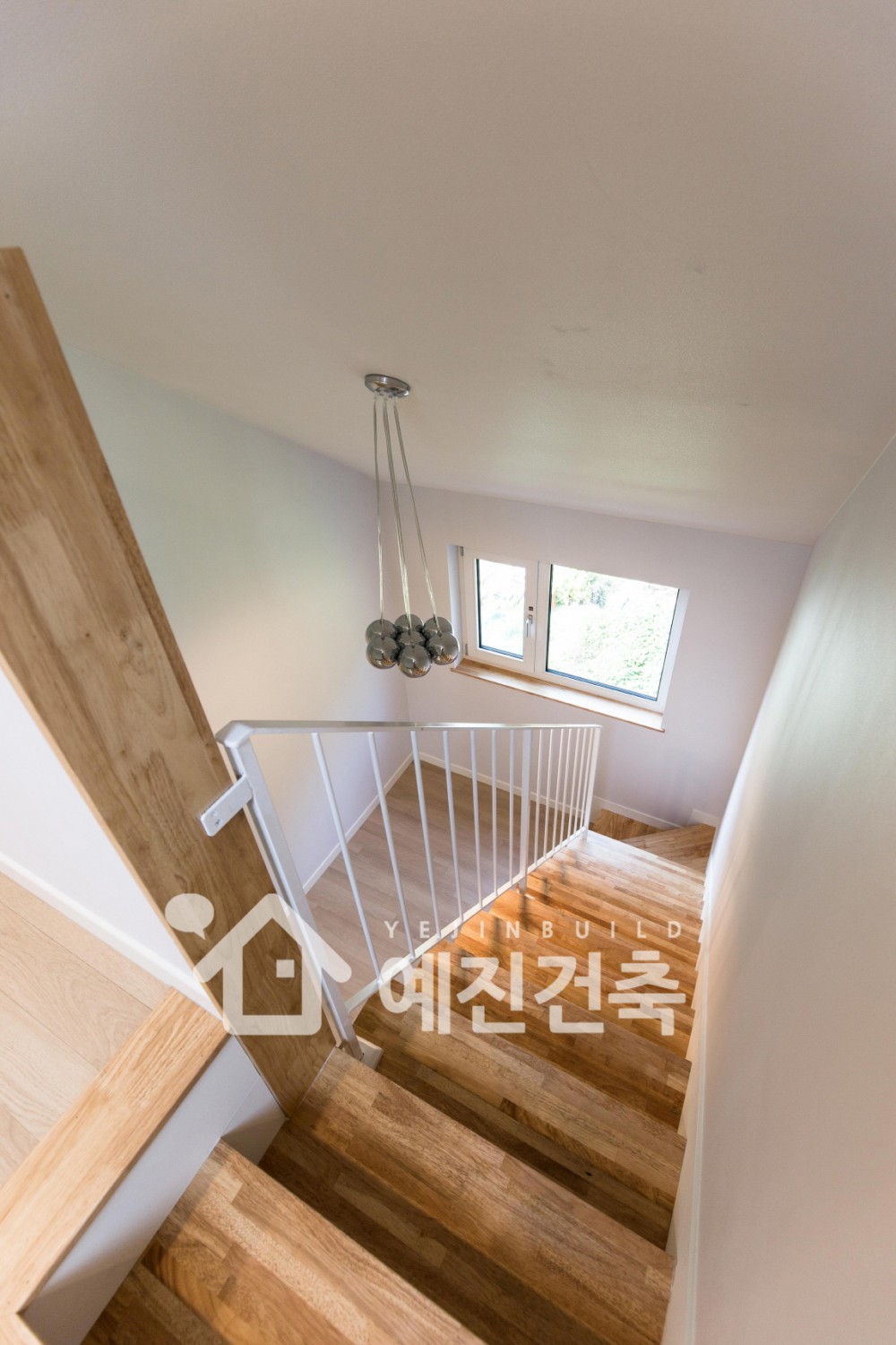 771609dcdccc7.jpg