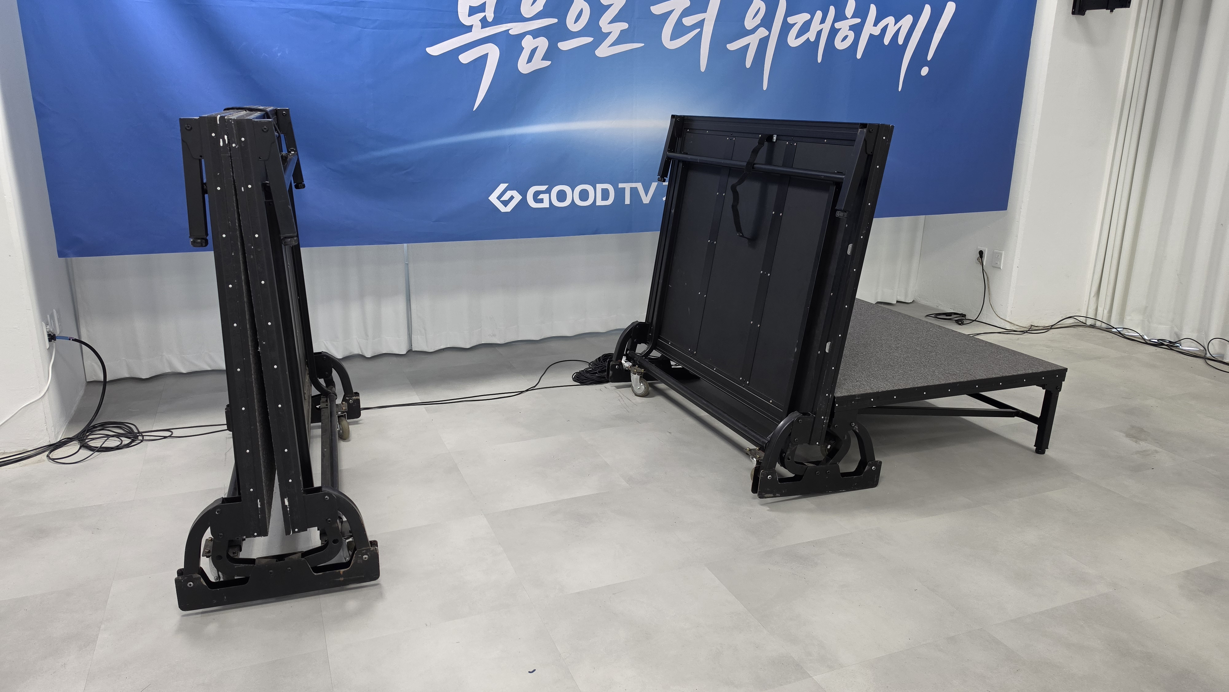 접이식 무대 임대