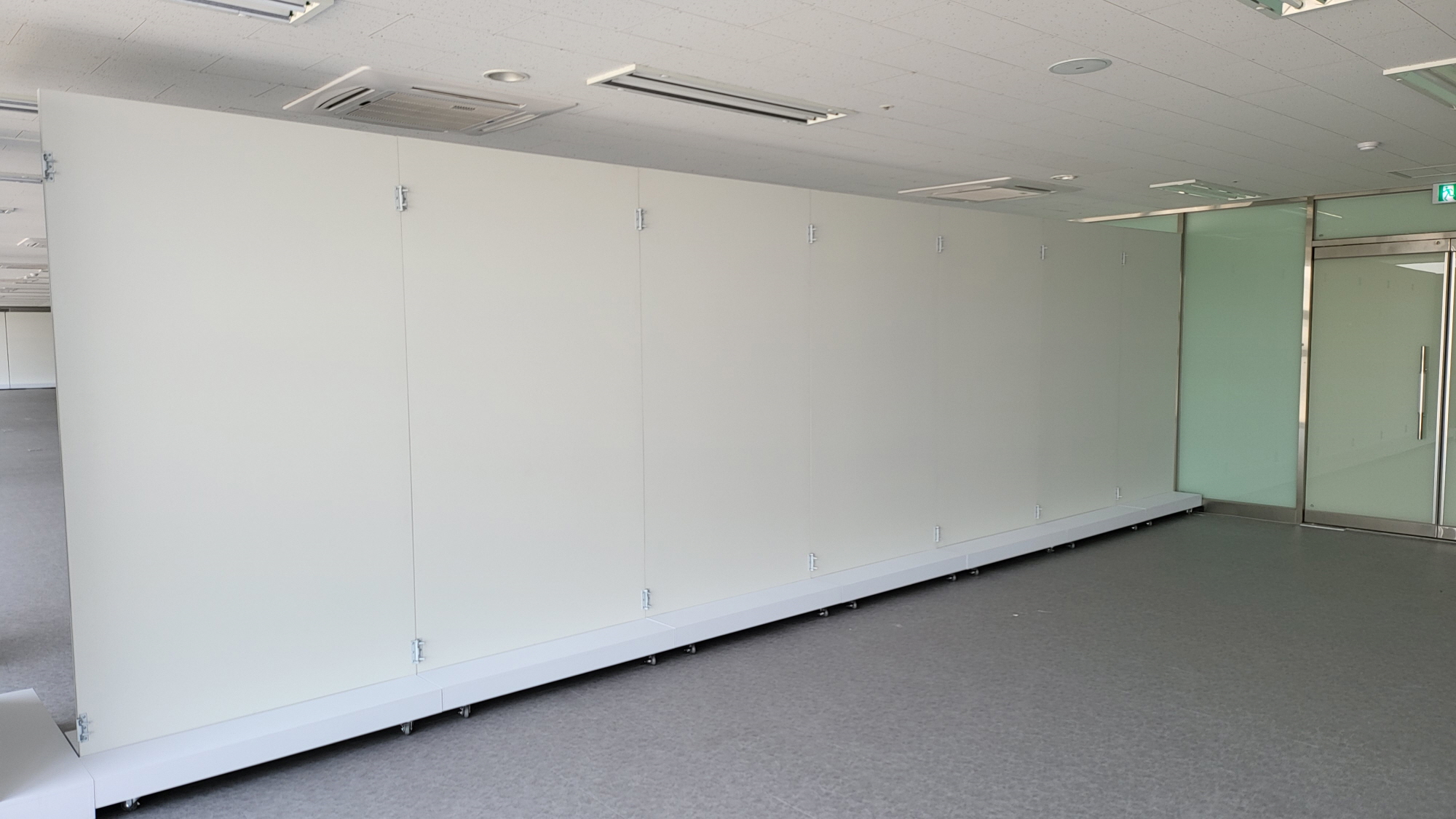 Top 10 Large Format Tile Installers Near Me: Quick Guide for 2026