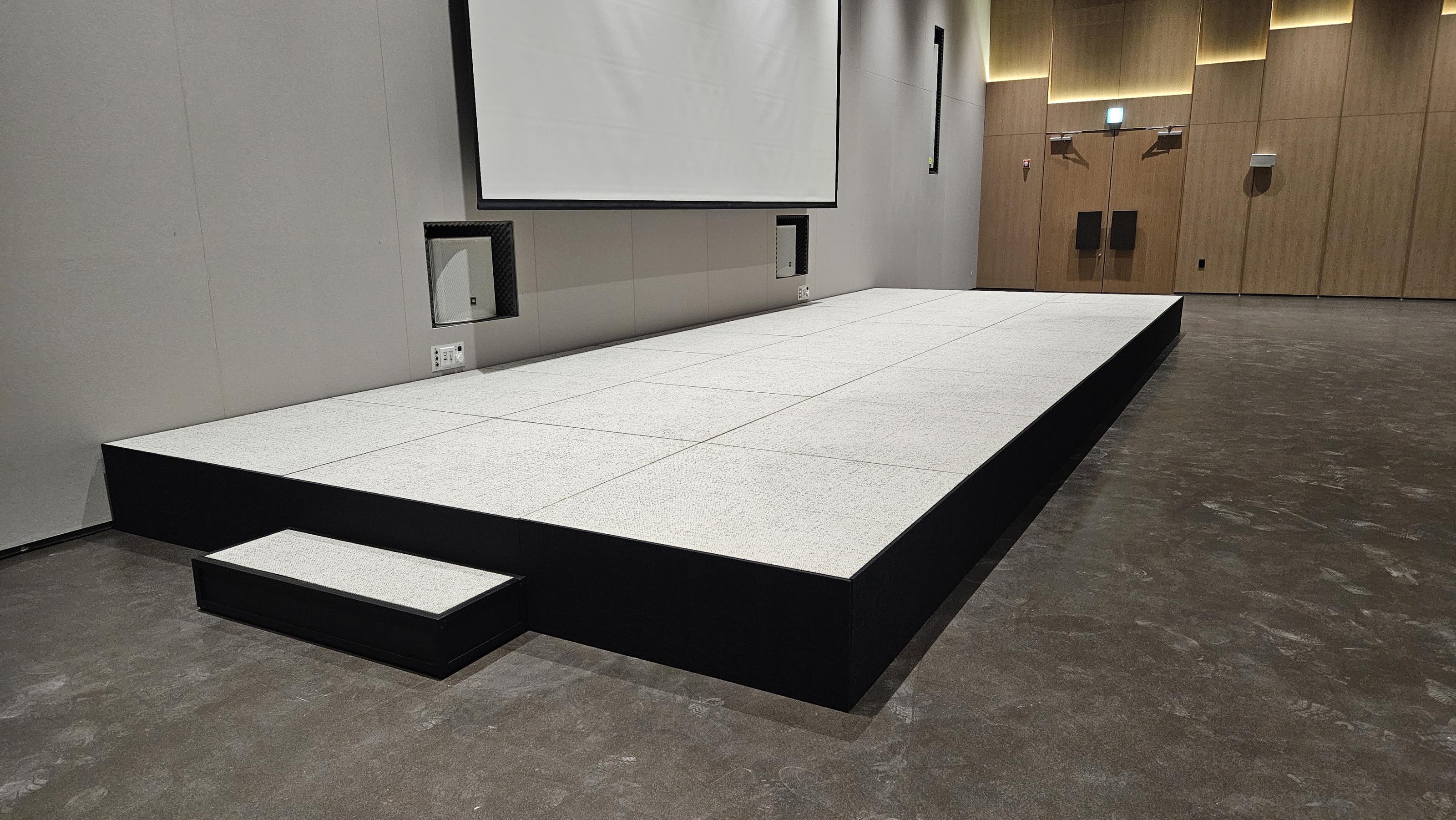 접이식무대 #지정마감 #다우기술신사옥 : 갤러리