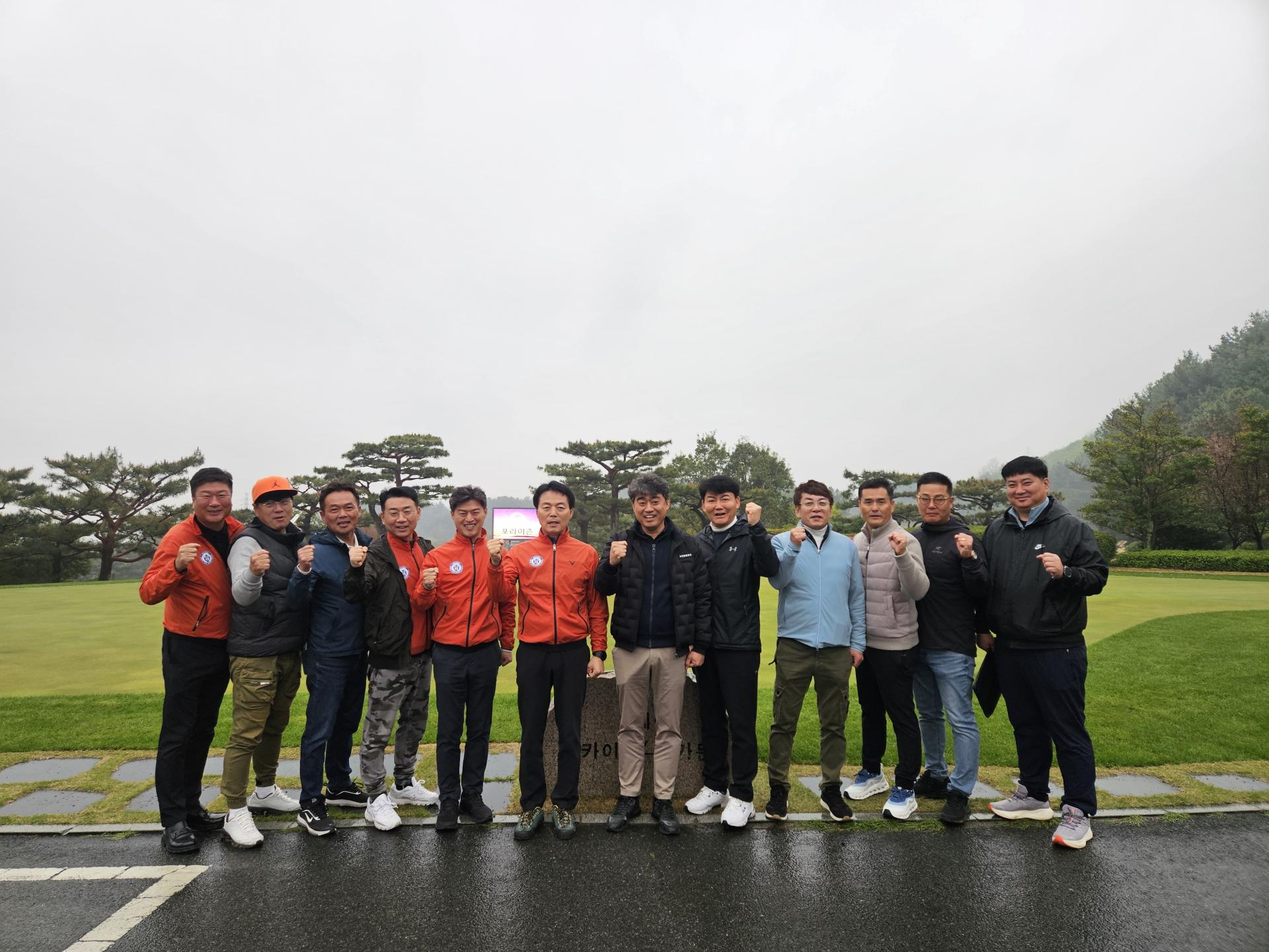 c560bab3ecbc0.jpg