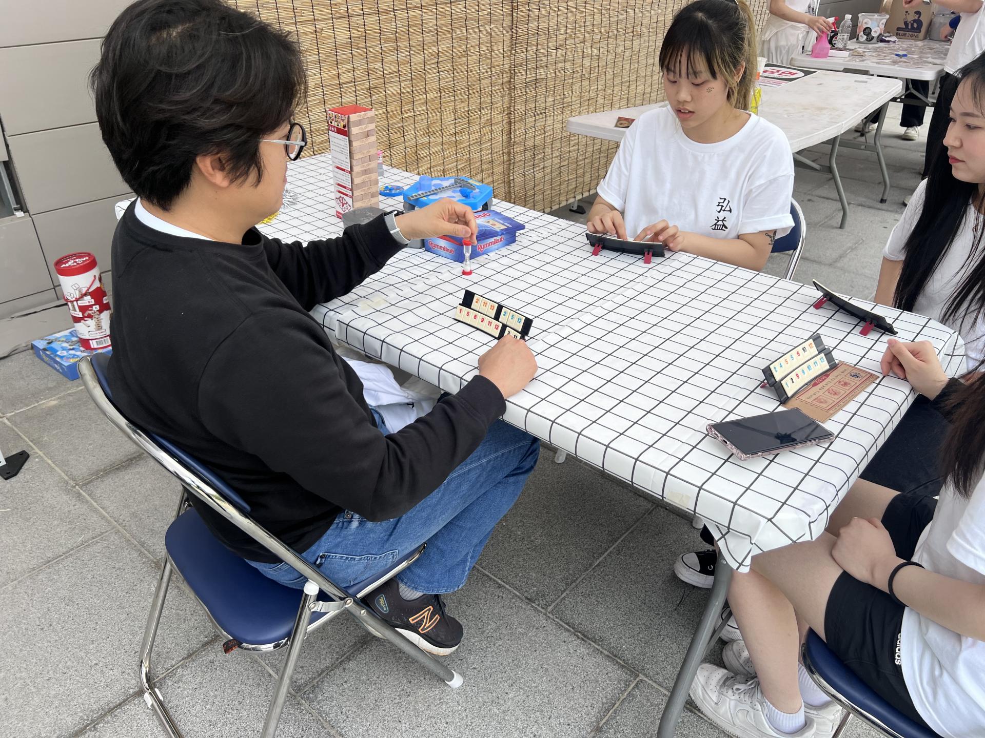 175f12b084ba7.jpg