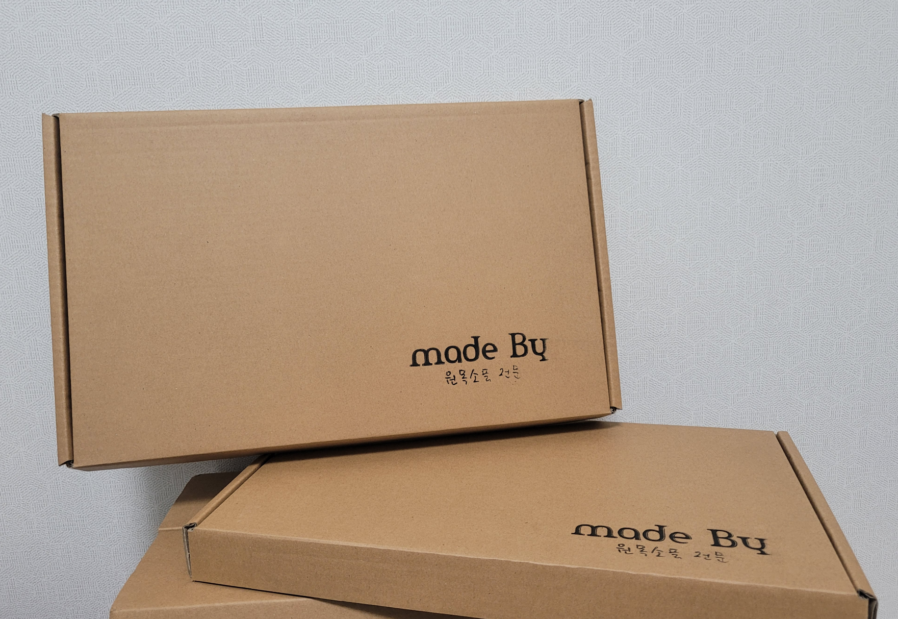 덮개를 닫은 G형 박스 외형 모습