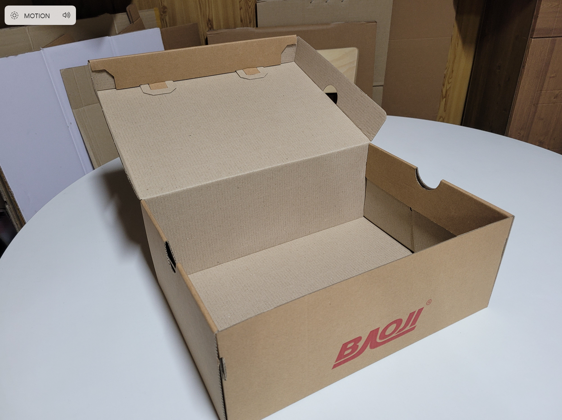 광고용 신발 박스 내부 구조와 열림 형태 모습