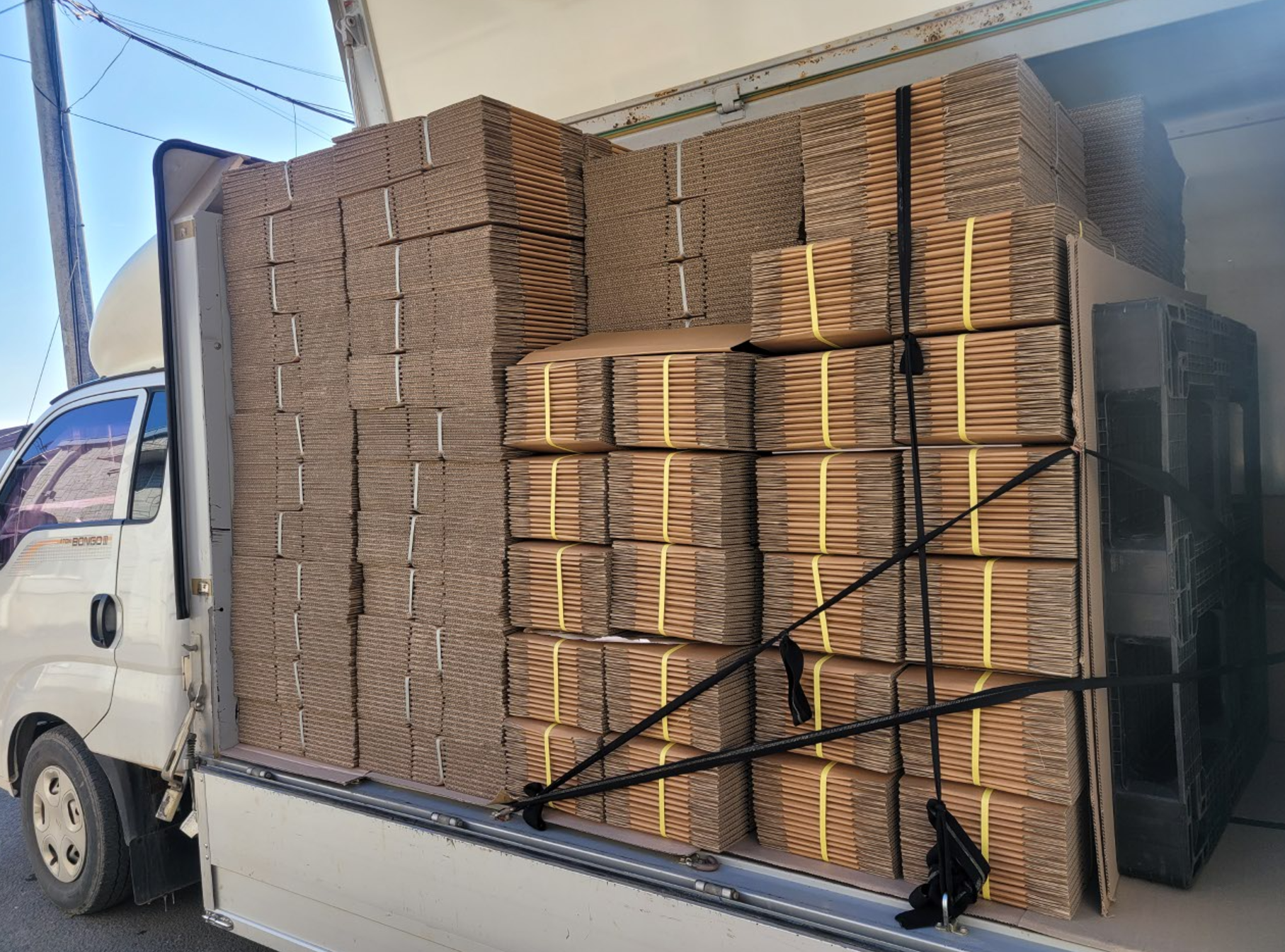 우체국 대형박스 제작 후 물류 출고가 진행되는 과정