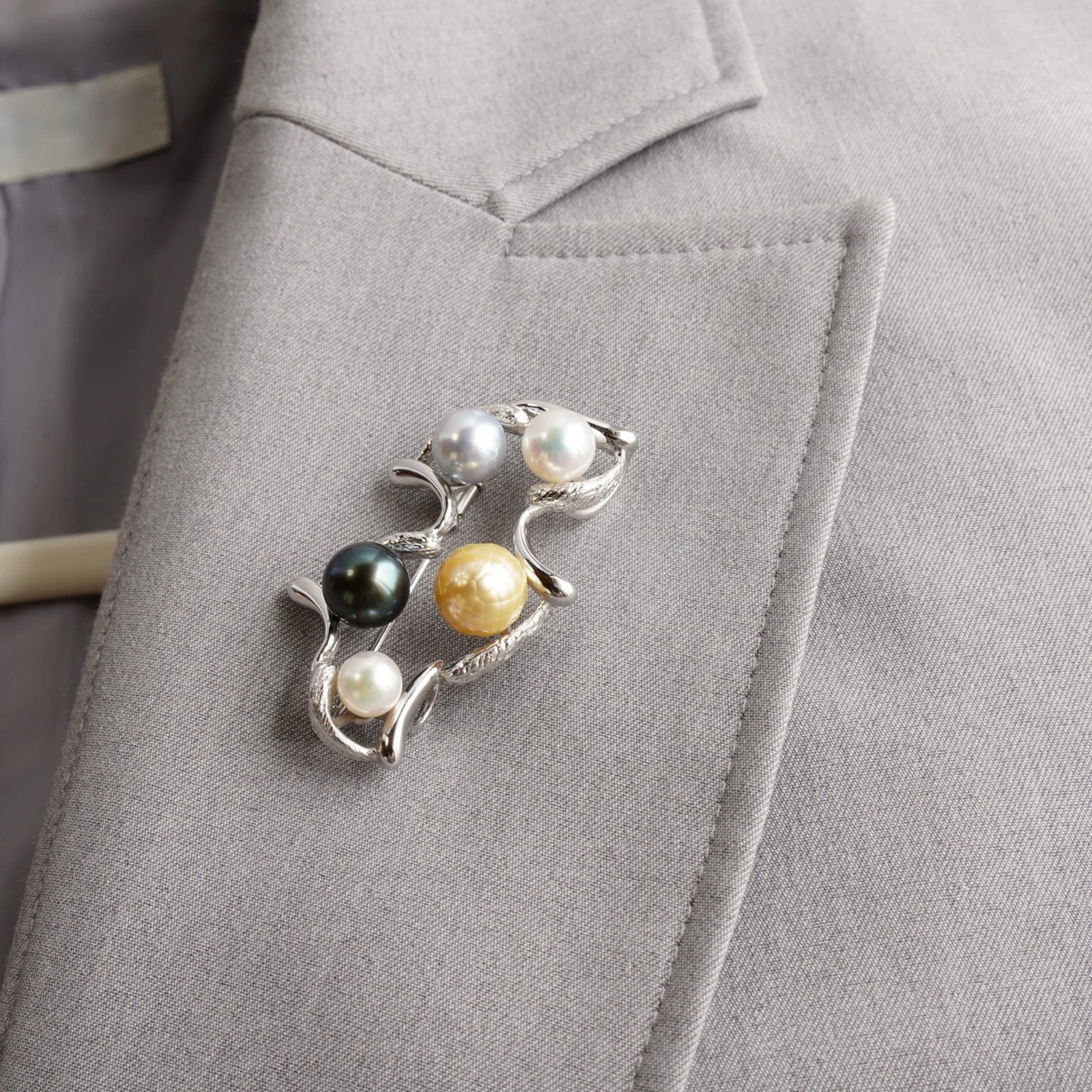 멀티컬러 남양진주&타히티흑진주&아코야진주실버브로치
