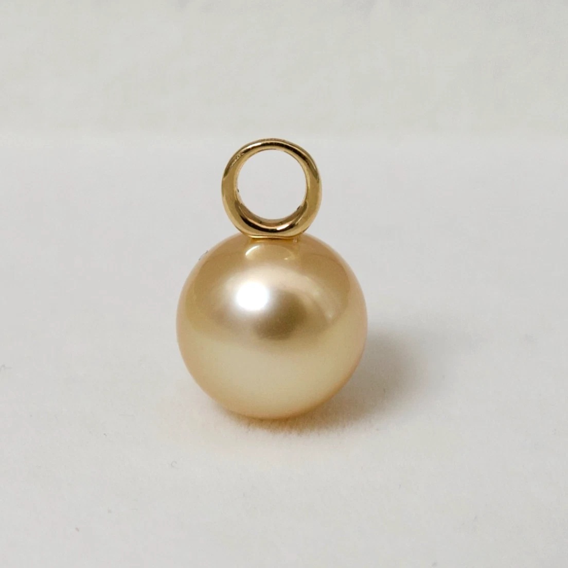 11.8mm 골드컬러 남양진주 18k골드팬던트