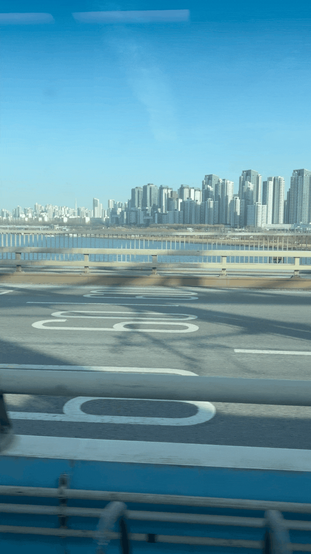 84711d2226ff9.gif