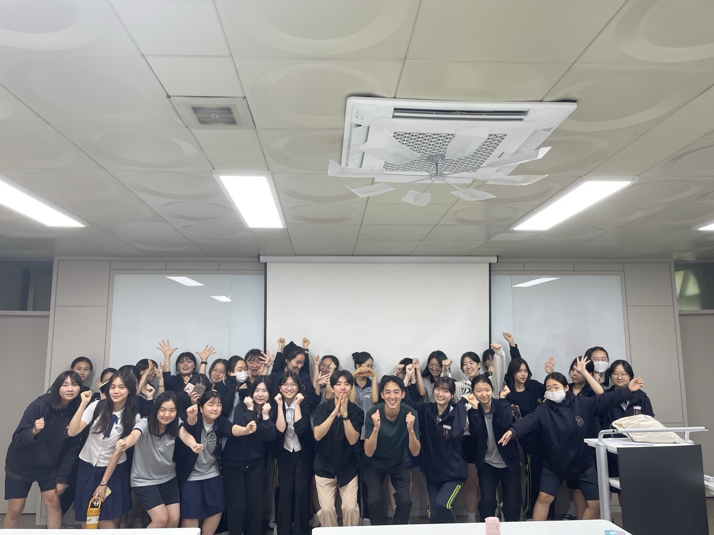 동덕여고 학생들과 환경교육 후 사진