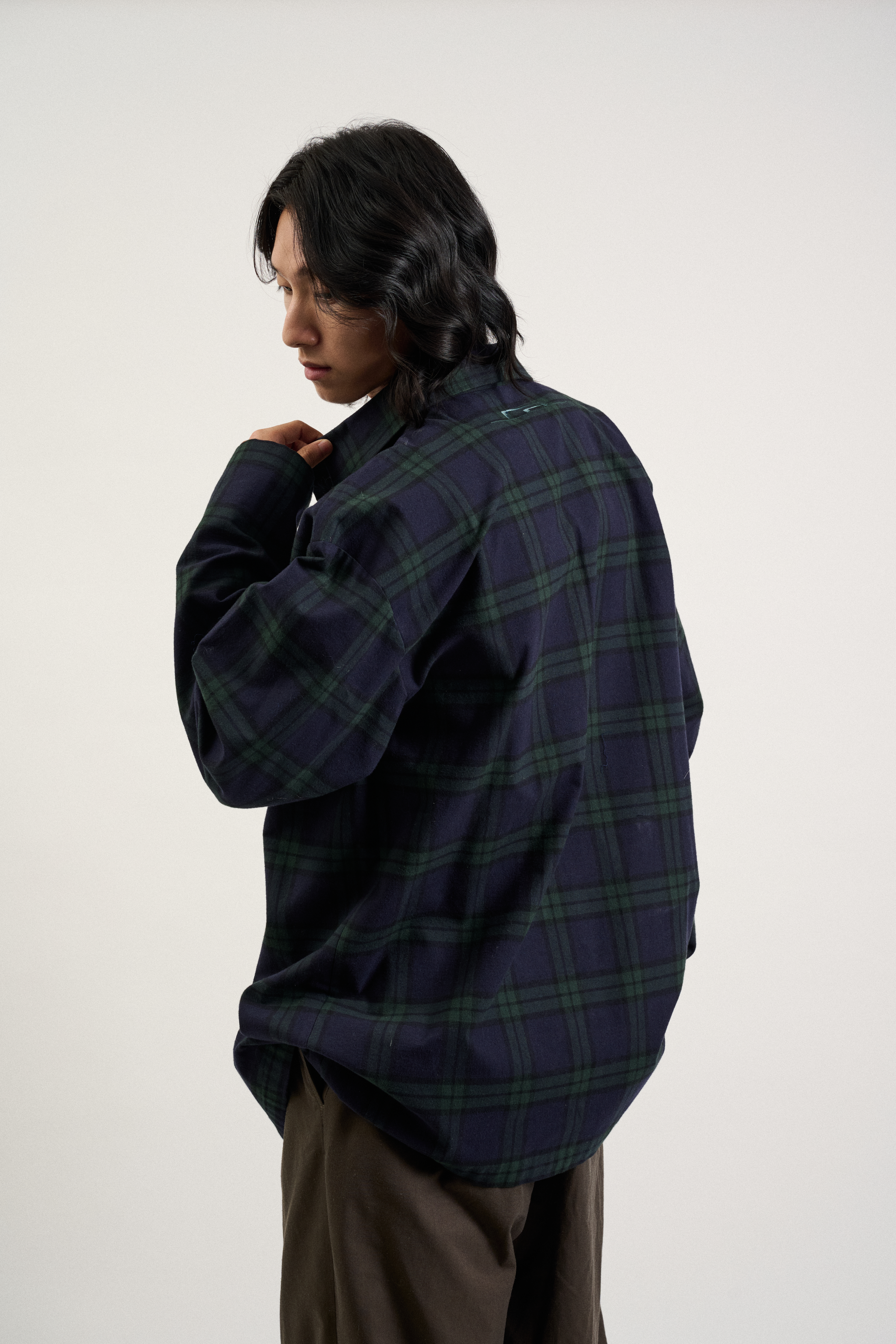 Symmetrical 모란 Embroidered Shirt Jacket (주문 제작)