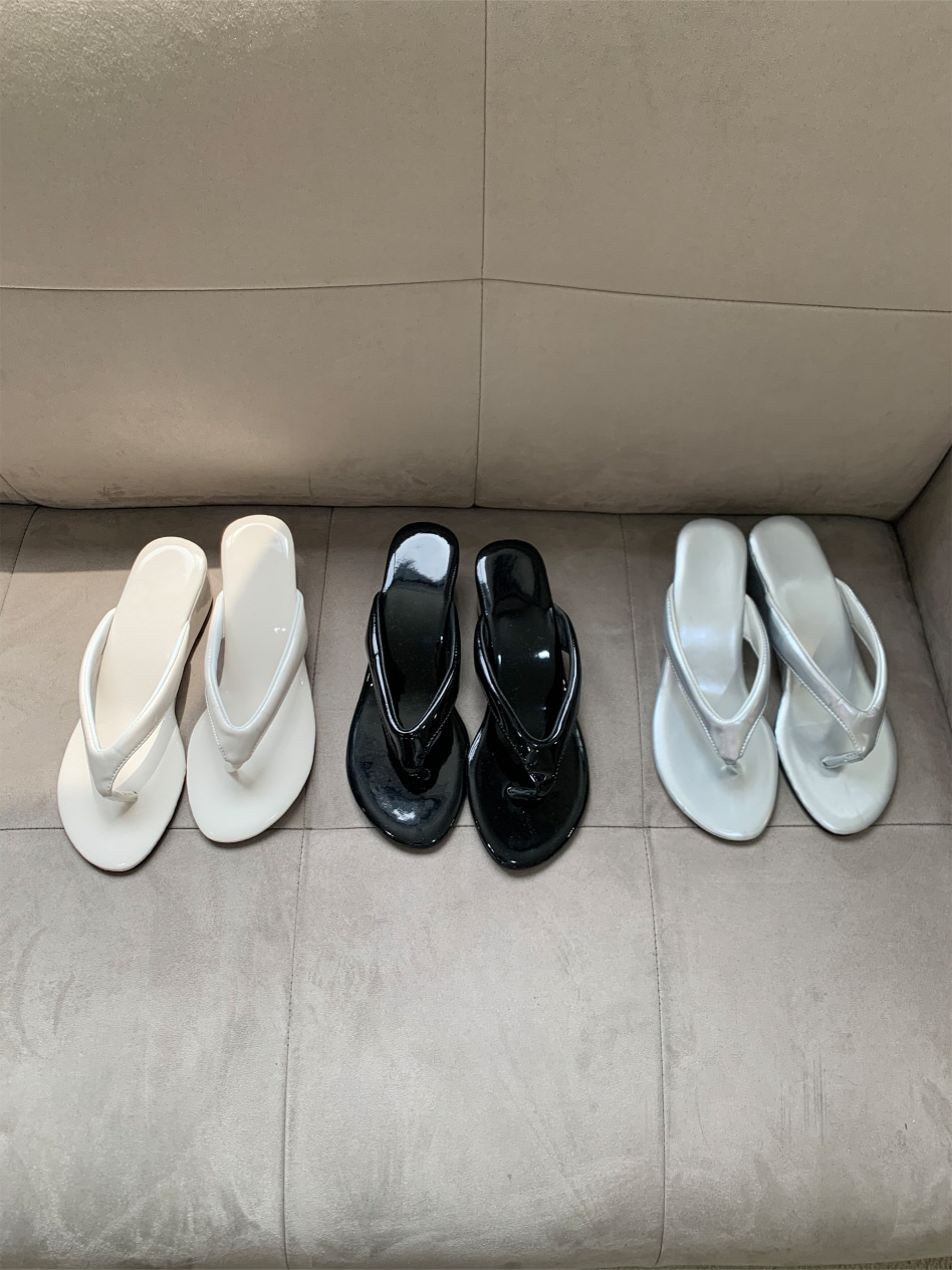 에나멜 레더 쪼리 여성 여름 발편한 키높이 웨지 6cm 미들 샌들 뮬힐 (아이보리, 실버, 블랙)