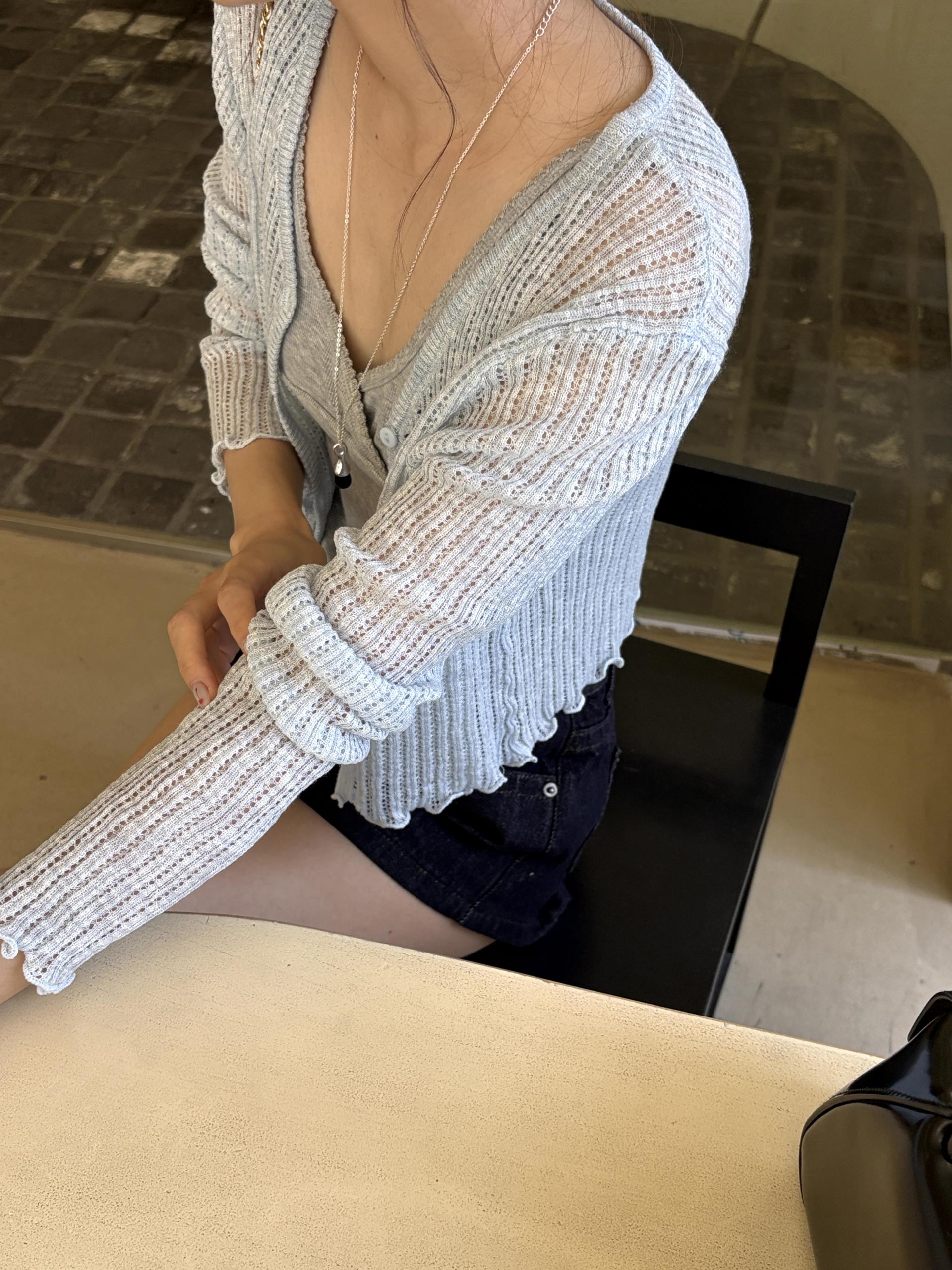 썸머 아이스 펀칭 시스루 프릴 긴팔 크롭 가디건 | 4color