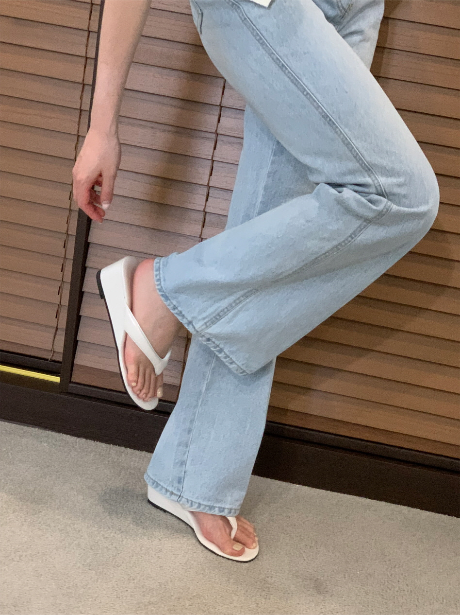 에나멜 레더 쪼리 여성 여름 발편한 키높이 웨지 6cm 미들 샌들 뮬힐 (아이보리, 실버, 블랙)