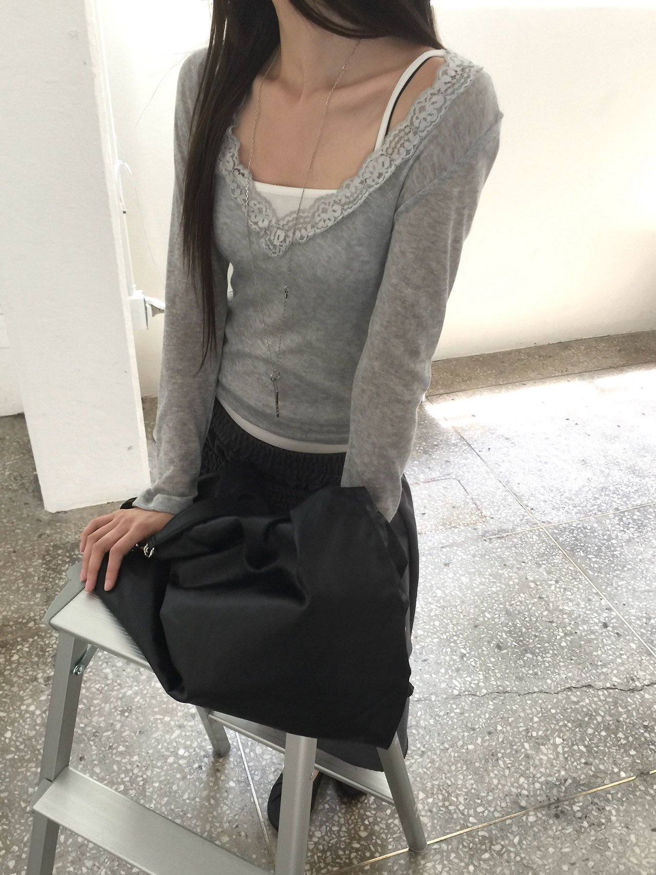 레이스 딥 브이넥 시스루 레이어드 여름 얇은 긴팔 티셔츠 | 4color