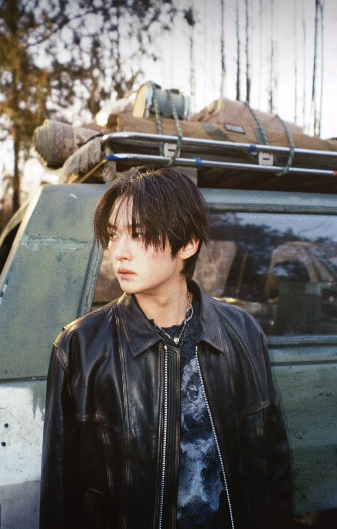 Stray Kids - Lee Know, Wearing Noir Larmes Leather Jacket : Noir 