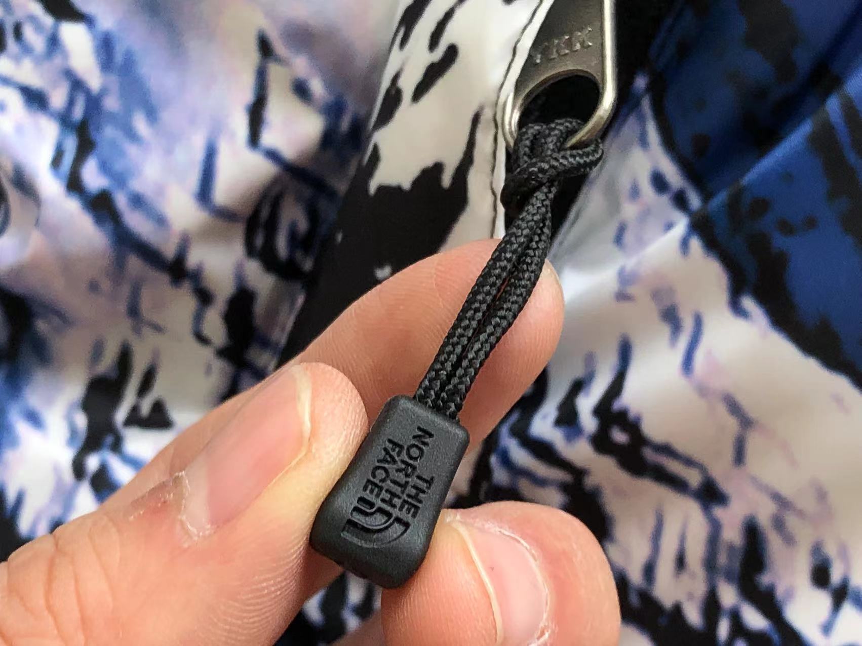 슈프림 x 노스페이스 레플리카