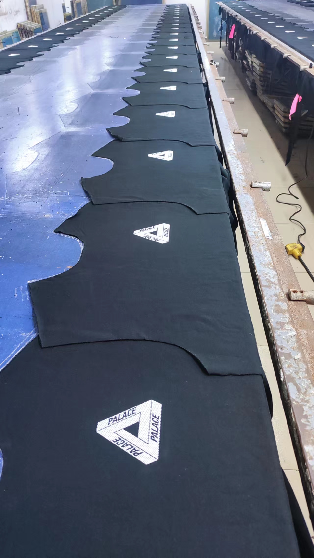 팔라스 트라이메쉬 후드 블랙