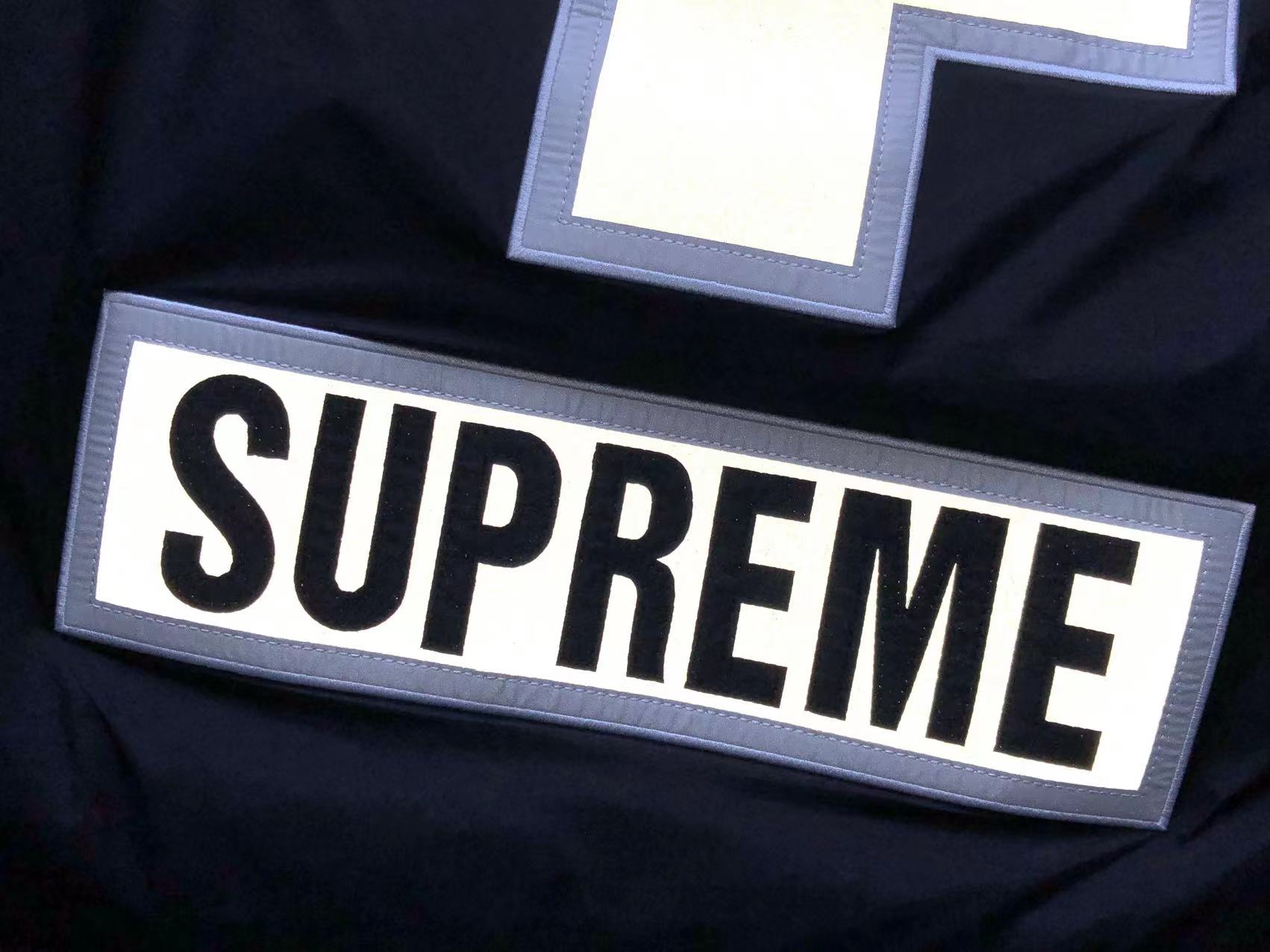 슈프림 x 노스페이스