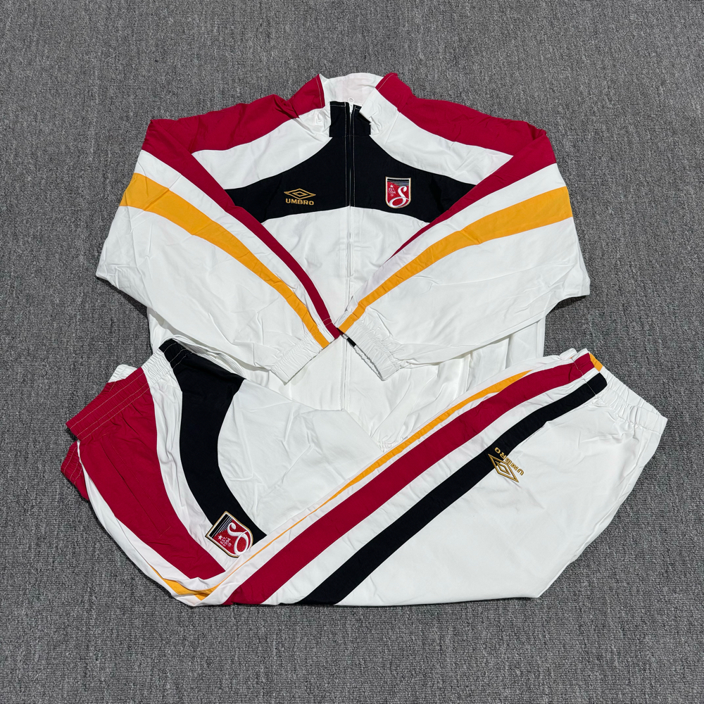 Supreme x Umbro Track white setup