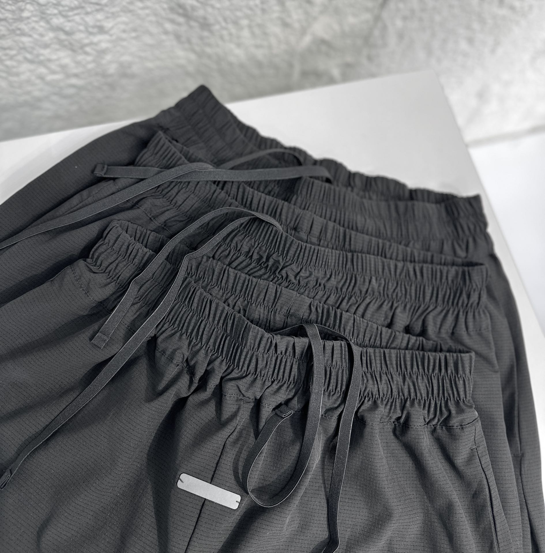 아디다스 x 피어 오브 갓 애슬레틱스 스트레치 우븐 러닝 쇼츠 블랙