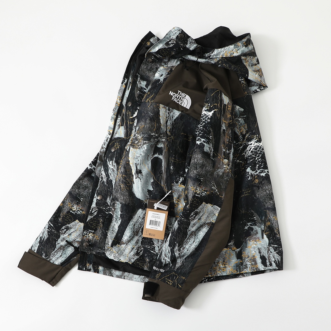 슈프림 x 노스페이스 자켓